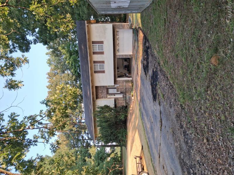 Residential for sale – 60 Rainbow Trout Loop Doniphan, MO