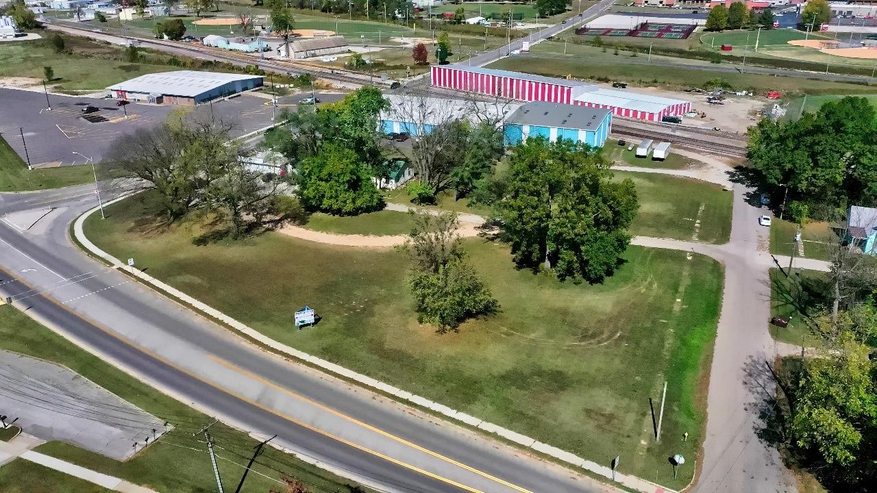 Photo 2 - Land for sale – 130 N Howell Avenue  West Plains, MO