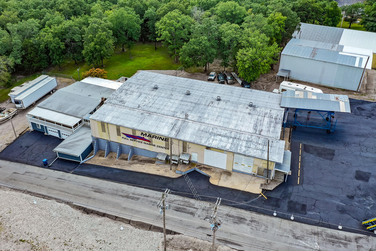Photo 2 - Commercial Lease for sale – 26  Kimberling Boulevard  Kimberling City, MO