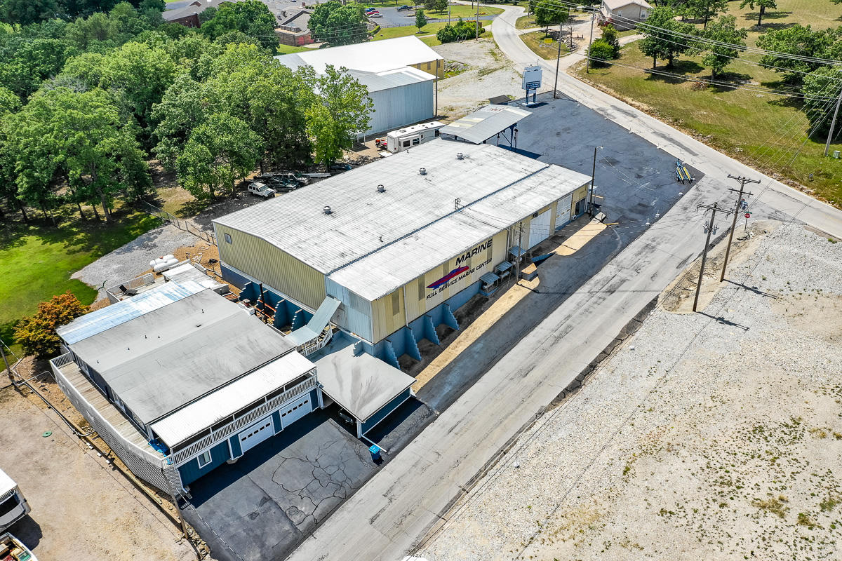 Photo 13 - Commercial Lease for sale – 26  Kimberling Boulevard  Kimberling City, MO
