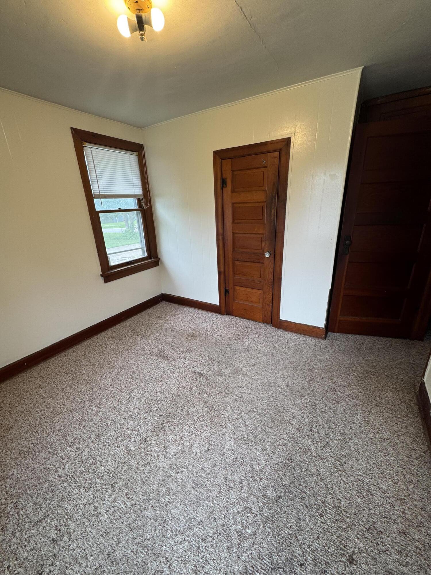Photo 13 - Residential for sale – 310 N Davis Street  Miller, MO