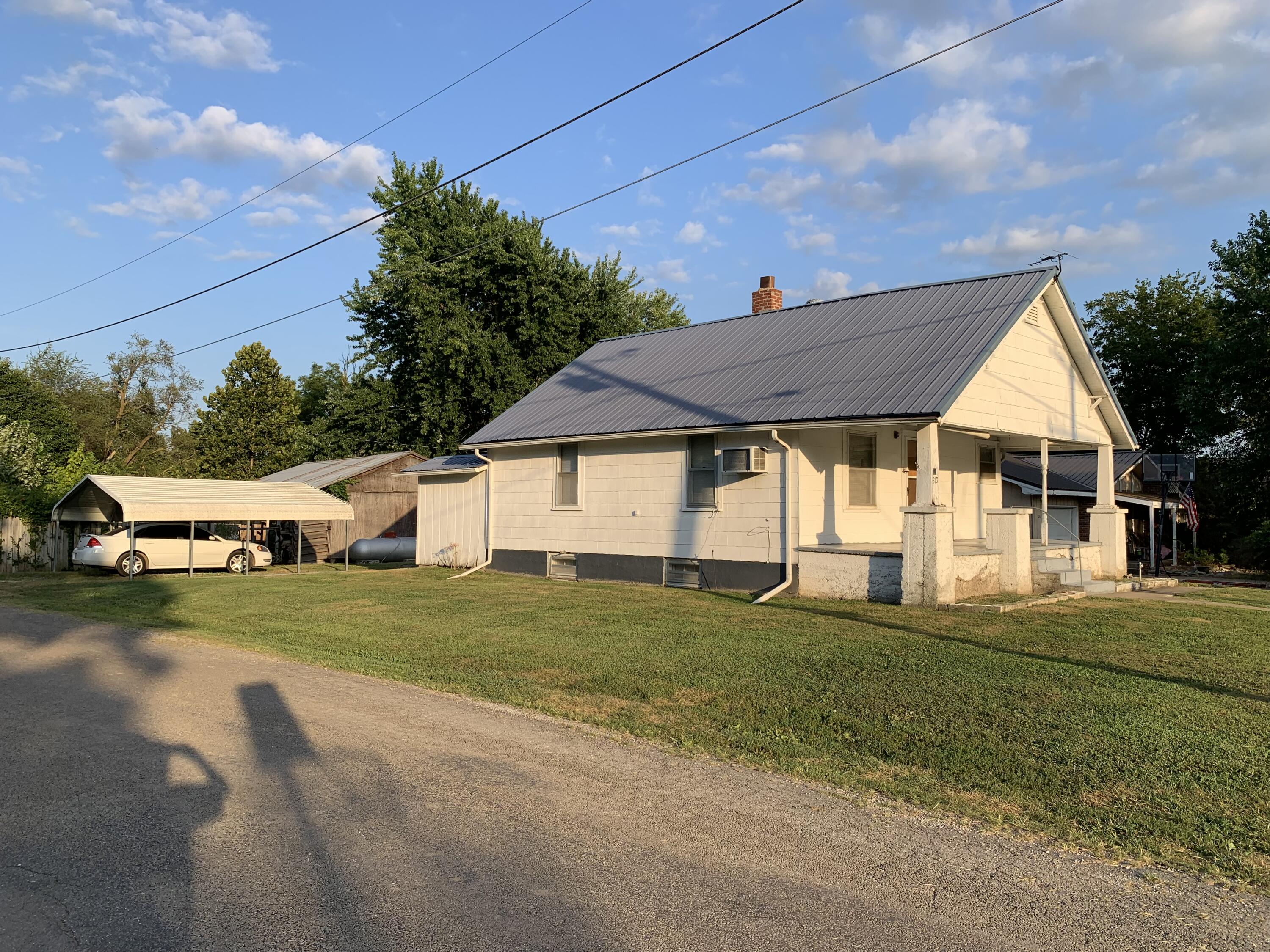 Photo 5 - Residential for sale – 310 N Davis Street  Miller, MO