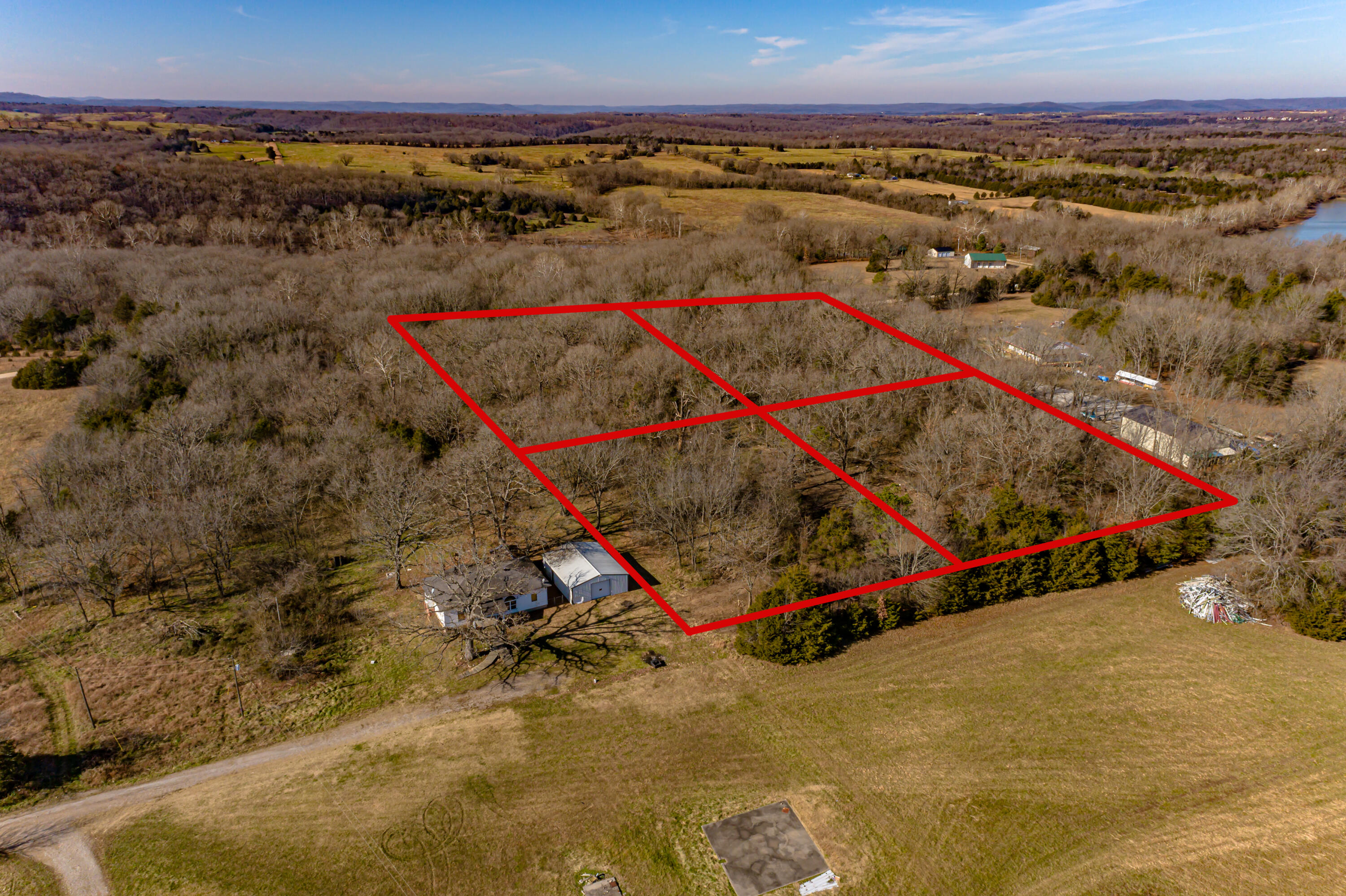 Photo 2 - Land for sale – Lot 2  Hunter Lane   Shell Knob, MO