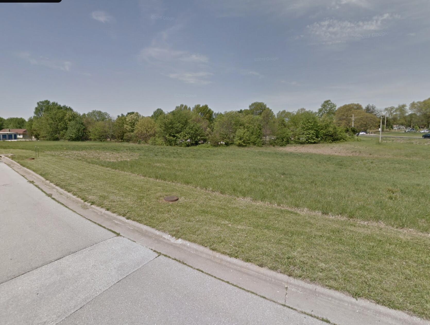 Photo 2 - Land for sale – 1701 S 15th Avenue  Ozark, MO