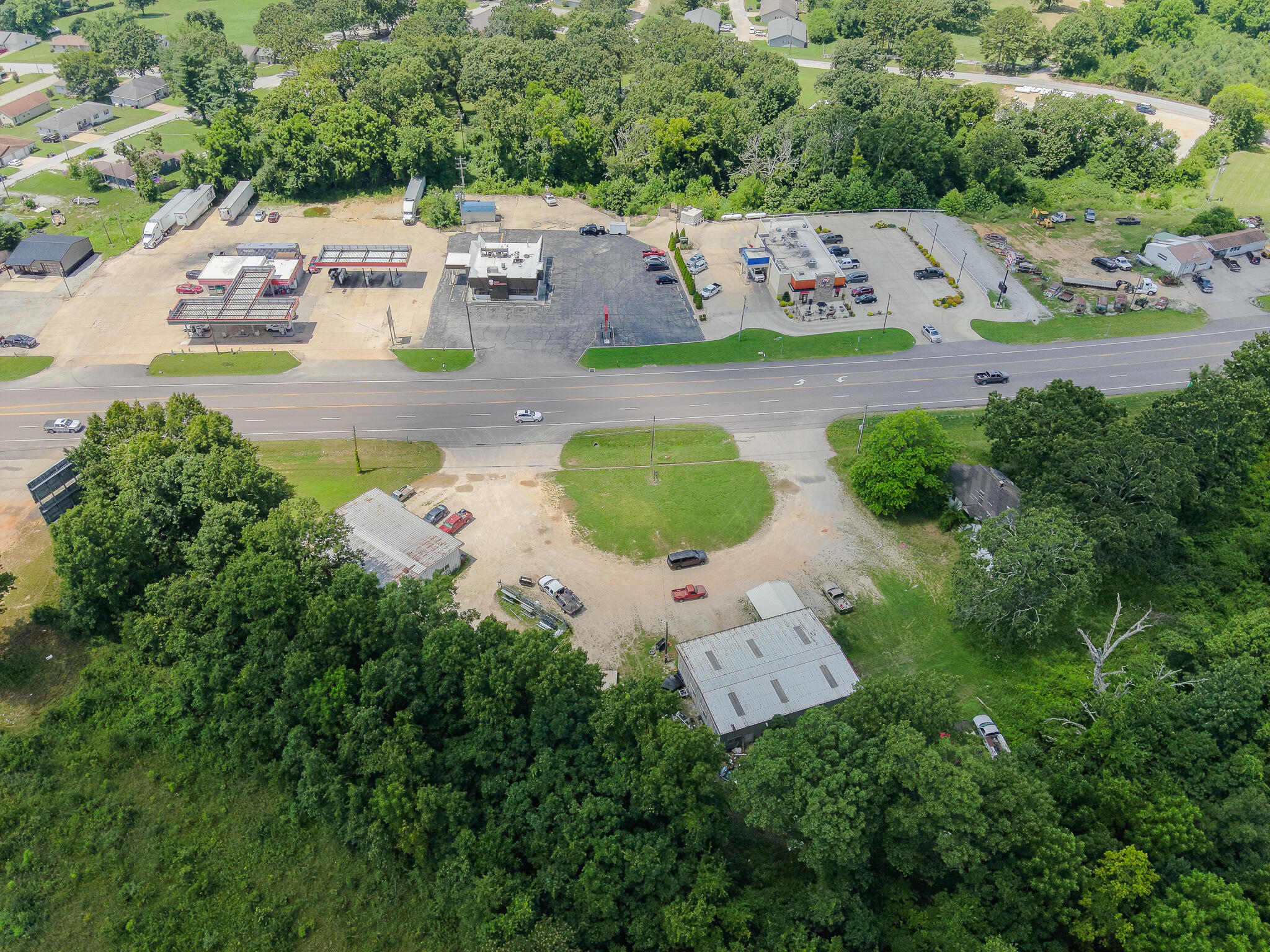 Photo 7 - Commercial Sale for sale – 1660, 1604 S Us Highway 63   West Plains, MO