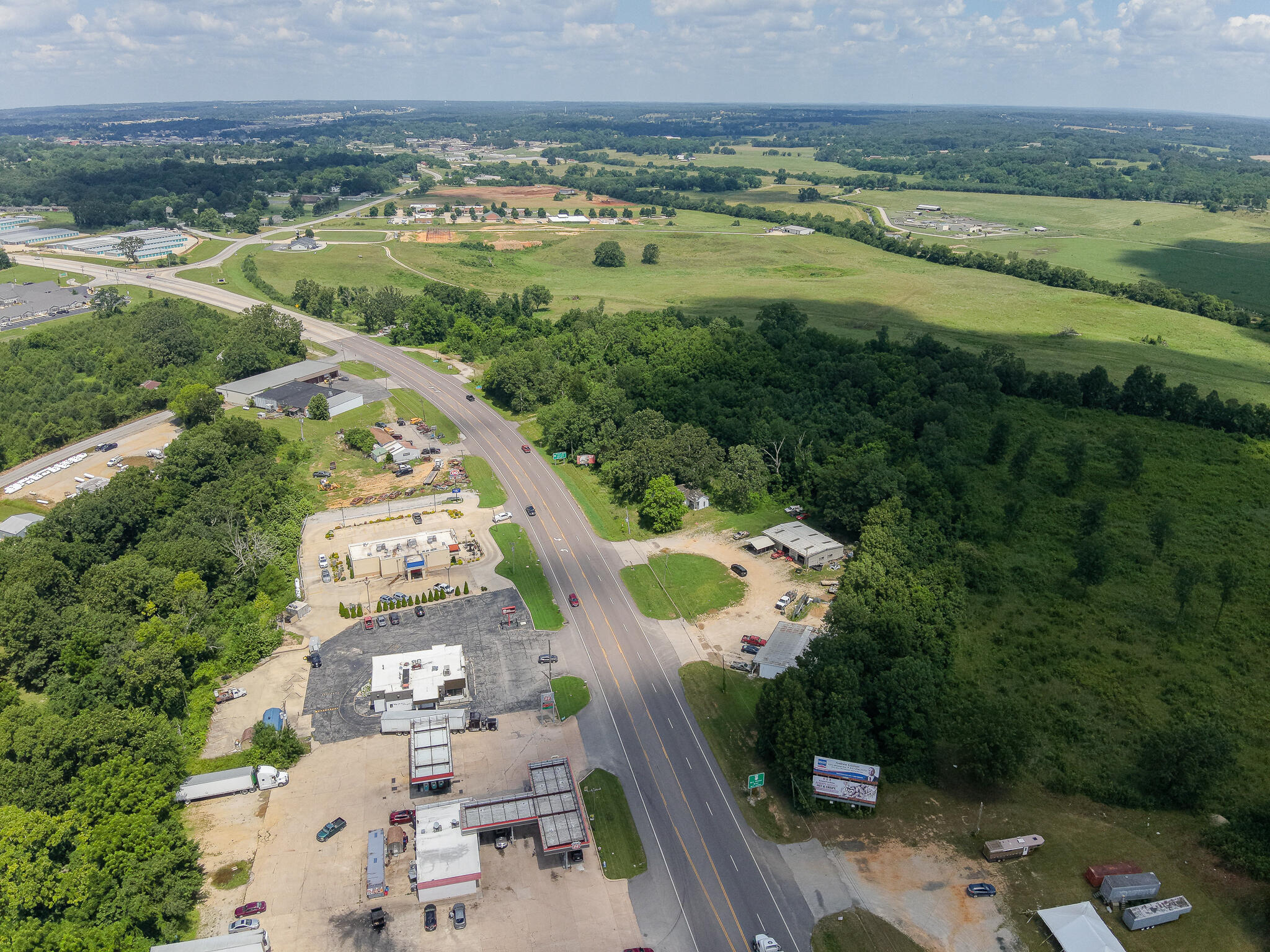 Photo 6 - Commercial Sale for sale – 1660, 1604 S Us Highway 63   West Plains, MO