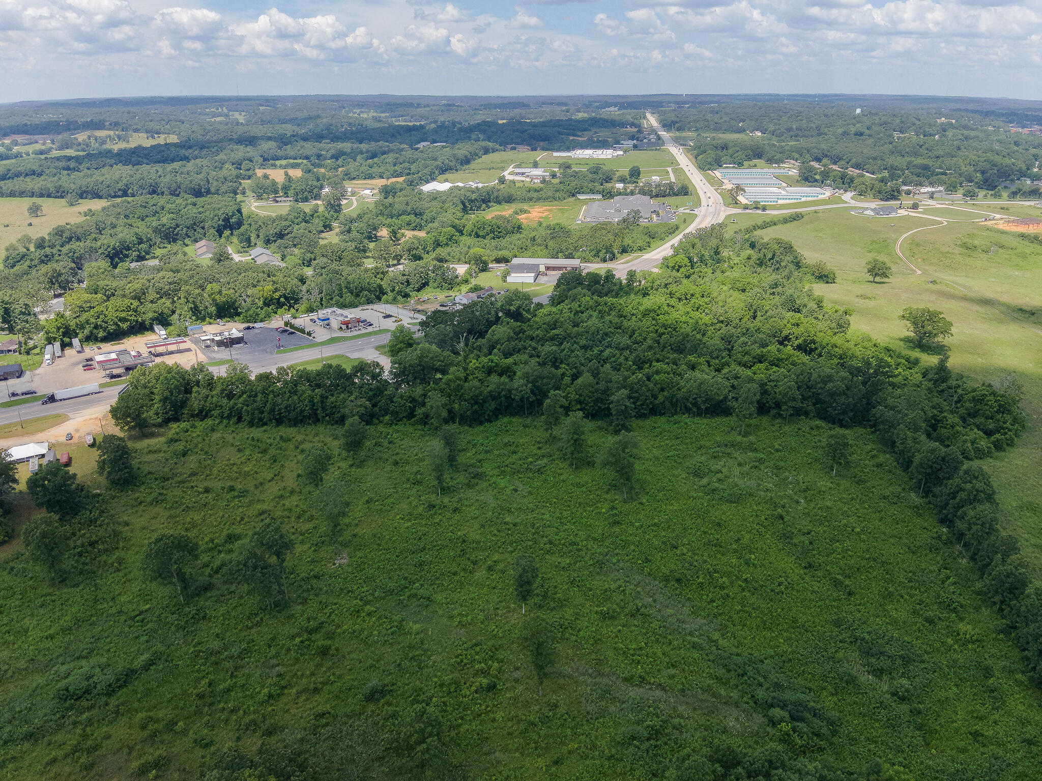 Photo 4 - Commercial Sale for sale – 1660, 1604 S Us Highway 63   West Plains, MO
