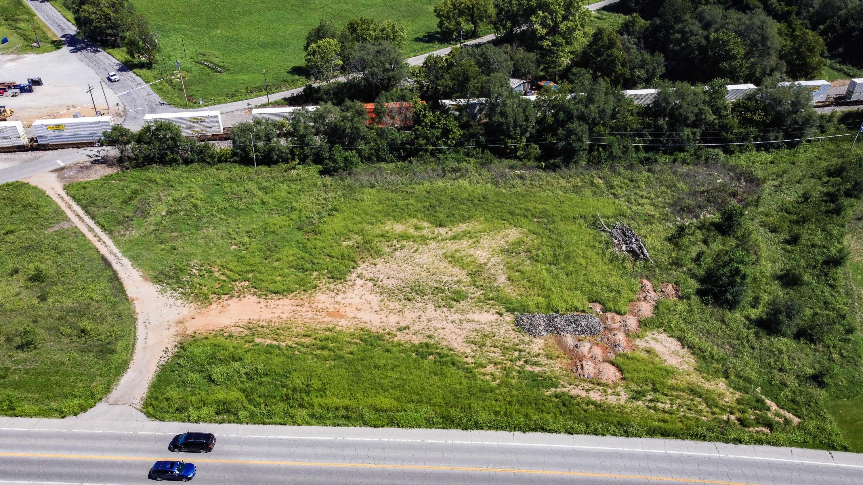 Photo 3 - Land for sale – 000  Bill Virdon Boulevard  West Plains, MO