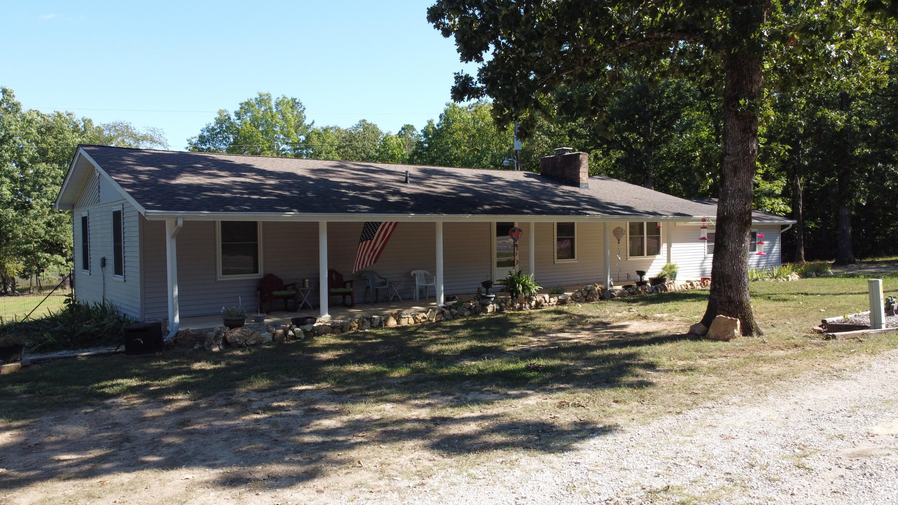 Photo 2 - Residential for sale – 314  Highway 34   Van Buren, MO