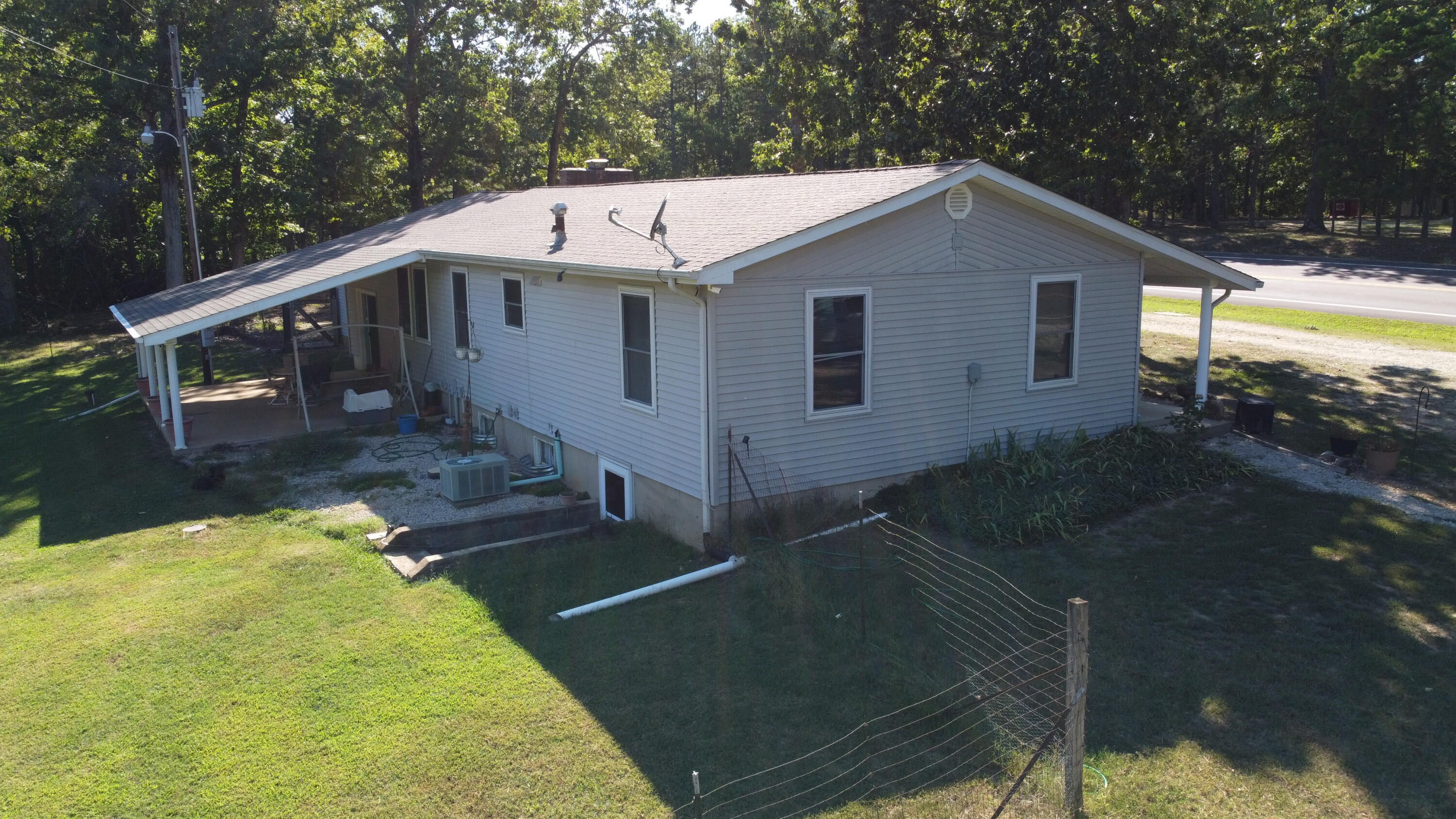 Photo 14 - Residential for sale – 314  Highway 34   Van Buren, MO