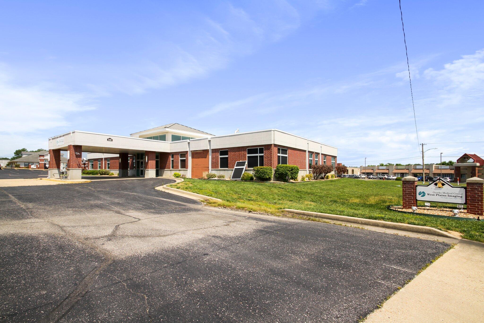 Photo 9 - Commercial Sale for sale – 3100  Independence Square  West Plains, MO
