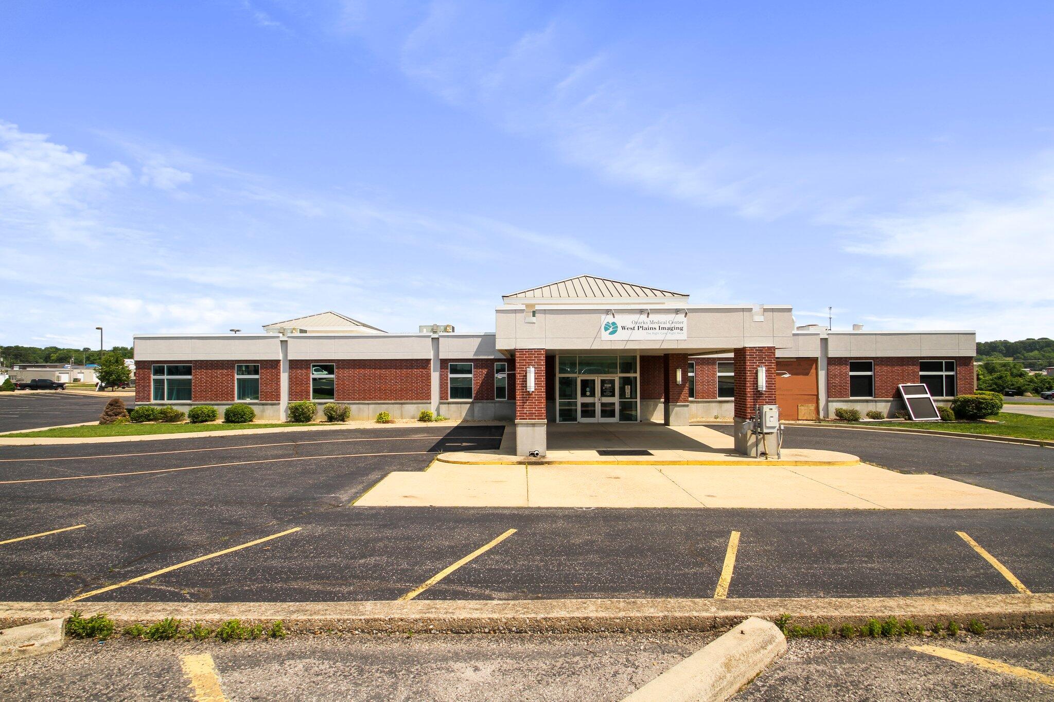 Photo 8 - Commercial Sale for sale – 3100  Independence Square  West Plains, MO