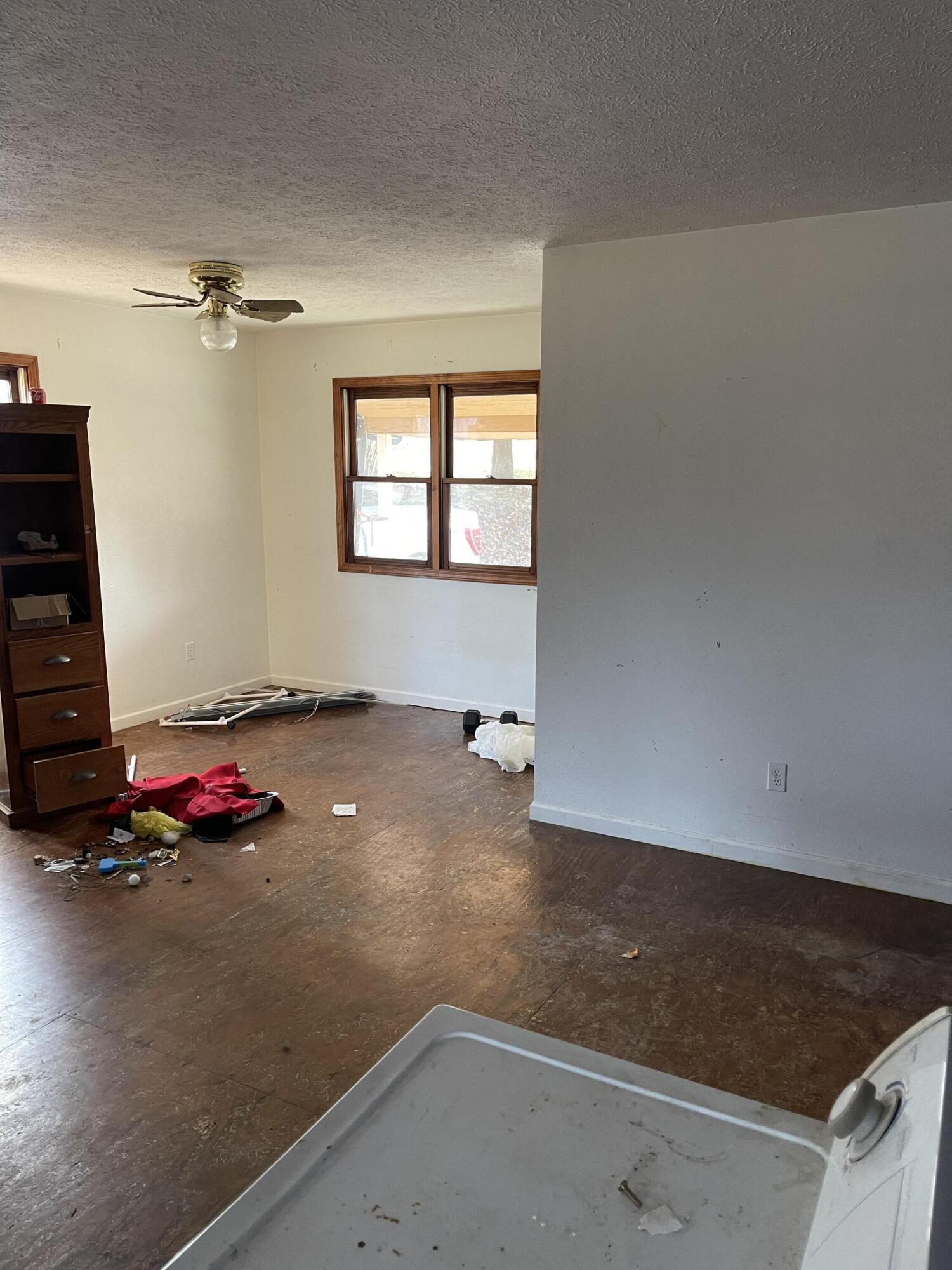 Photo 9 - Residential for sale – 1356  Farm Road 2272   Washburn, MO