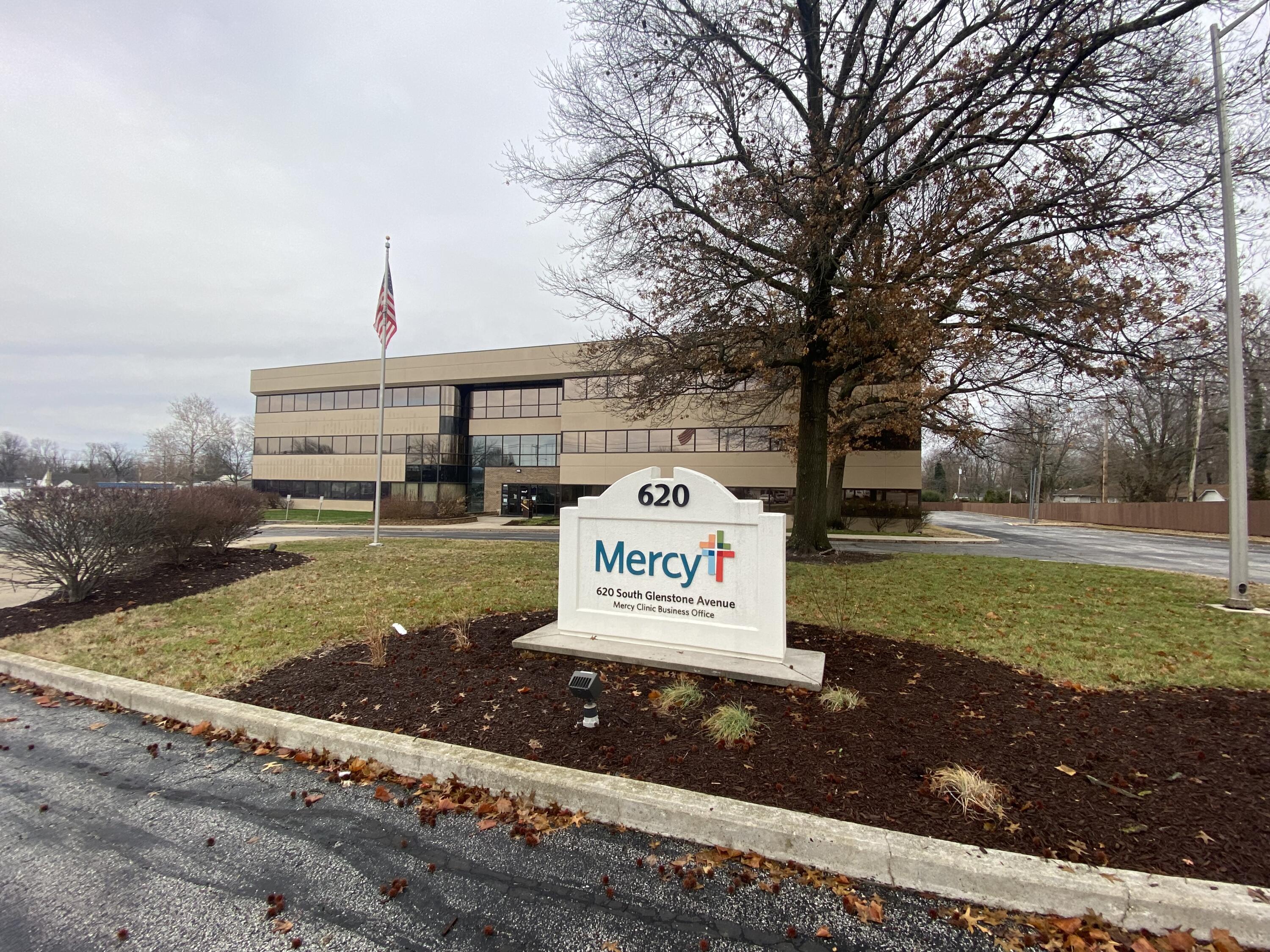 Photo 8 - Commercial Sale for sale – 620 S Glenstone Avenue  Springfield, MO