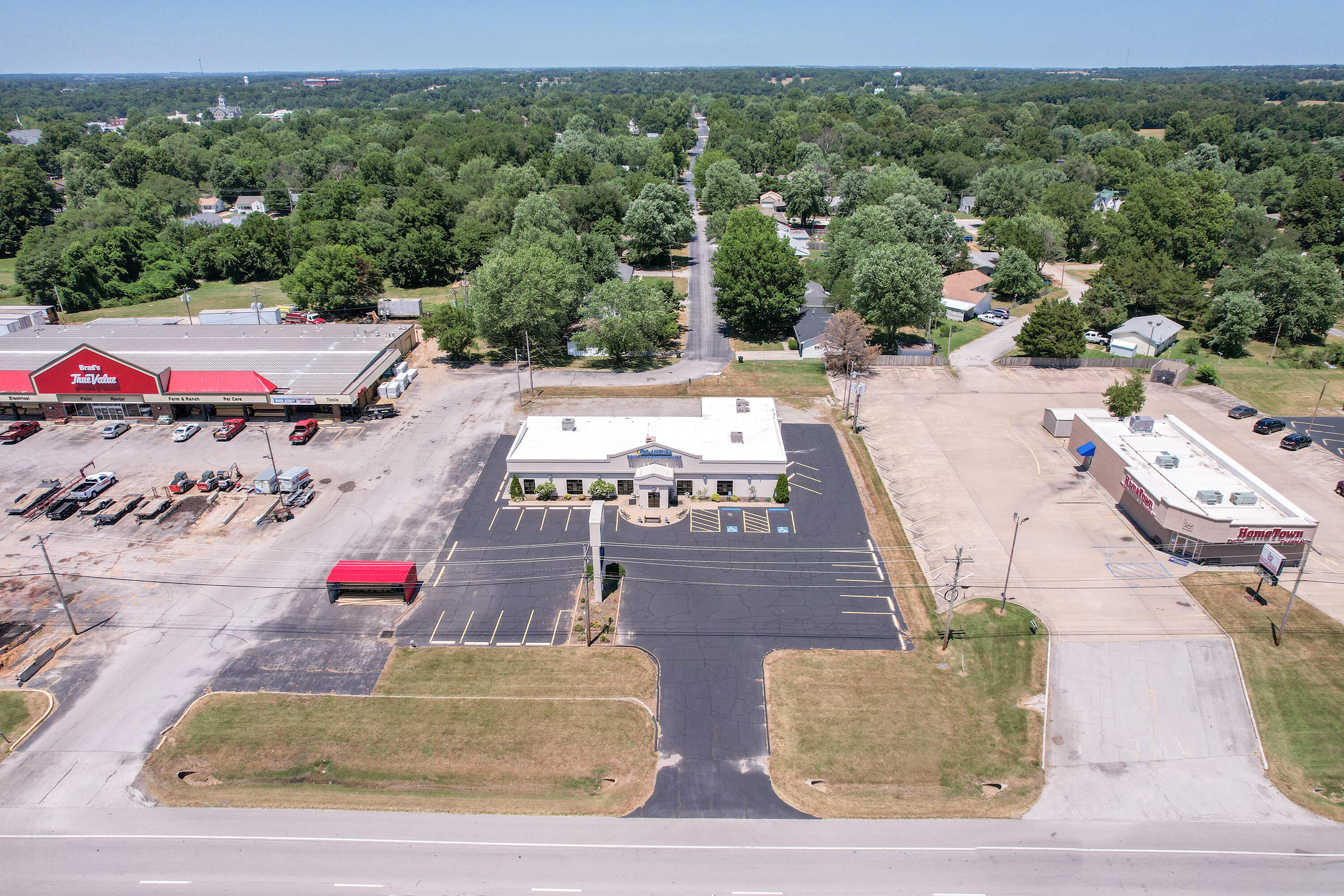 Photo 18 - Commercial Sale for sale – 560 E Mt Vernon Boulevard  Mt Vernon, MO