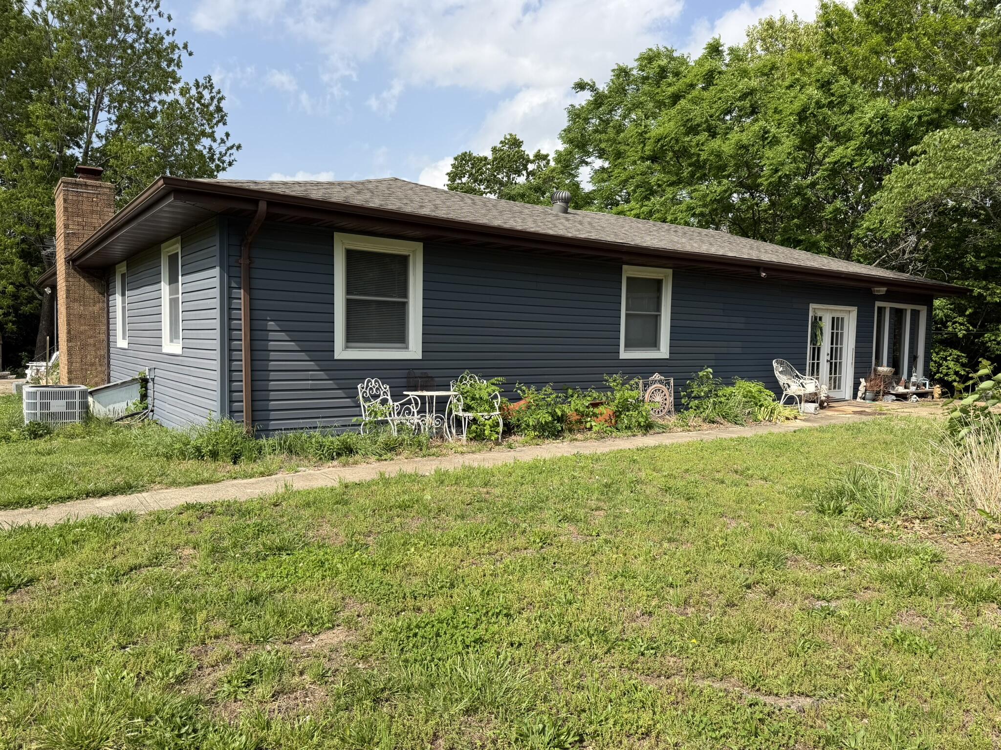 Photo 2 - Residential for sale – 6463  Us Highway 63   West Plains, MO