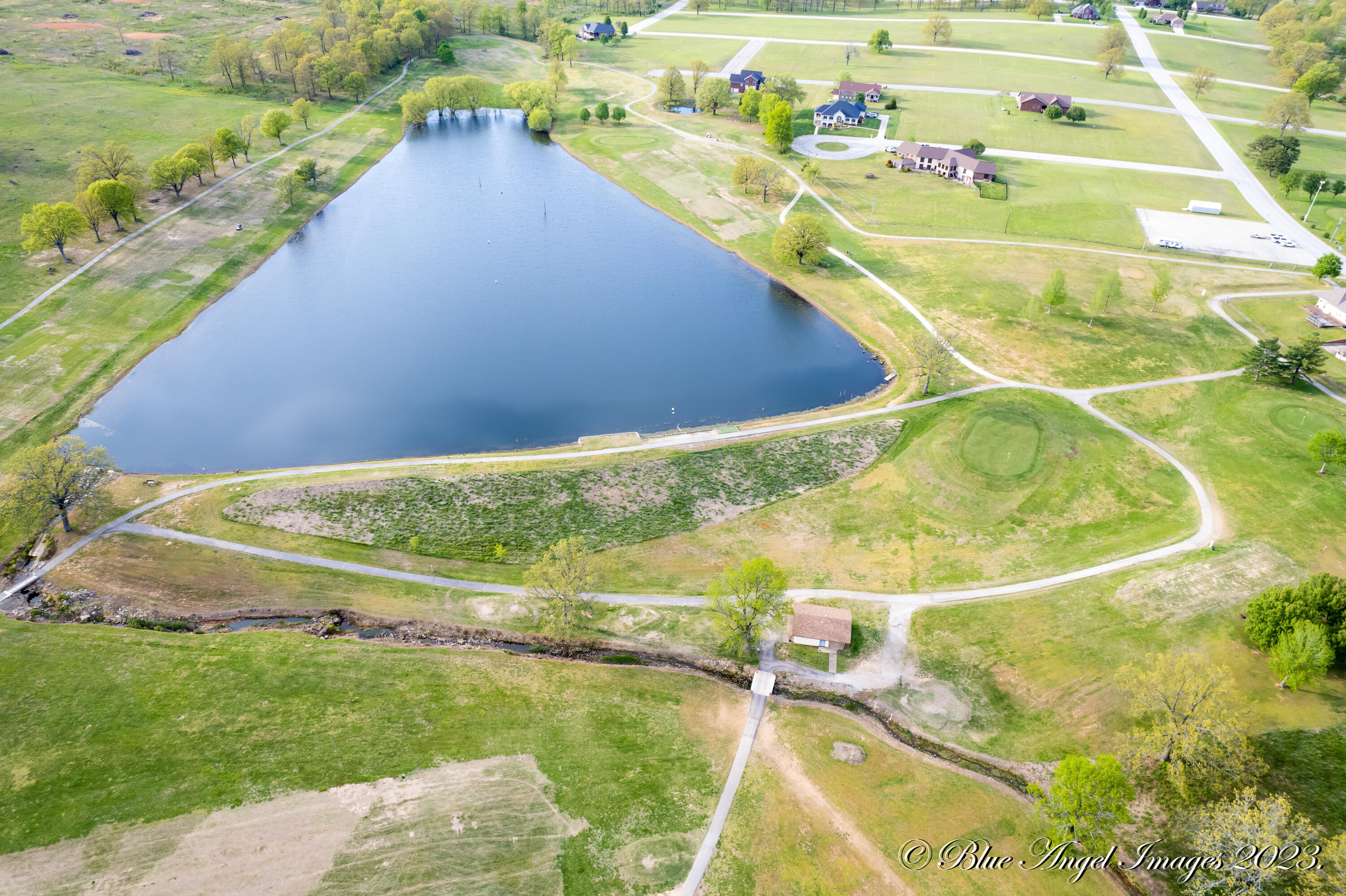Photo 3 - Land for sale – Tbd  Rader Drive   West Plains, MO