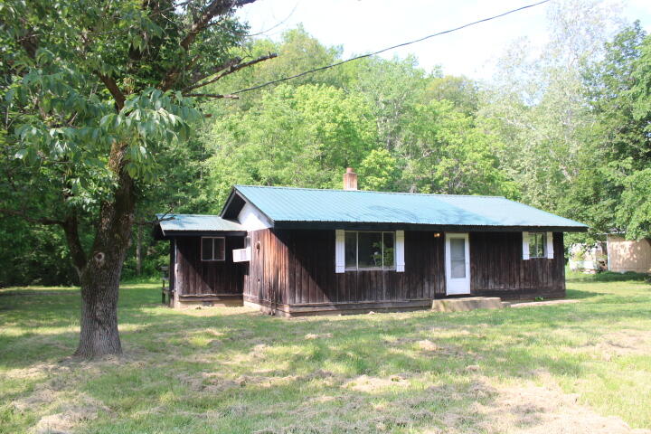 Photo 4 - Residential for sale – 736  State Highway Y   Ellington, MO