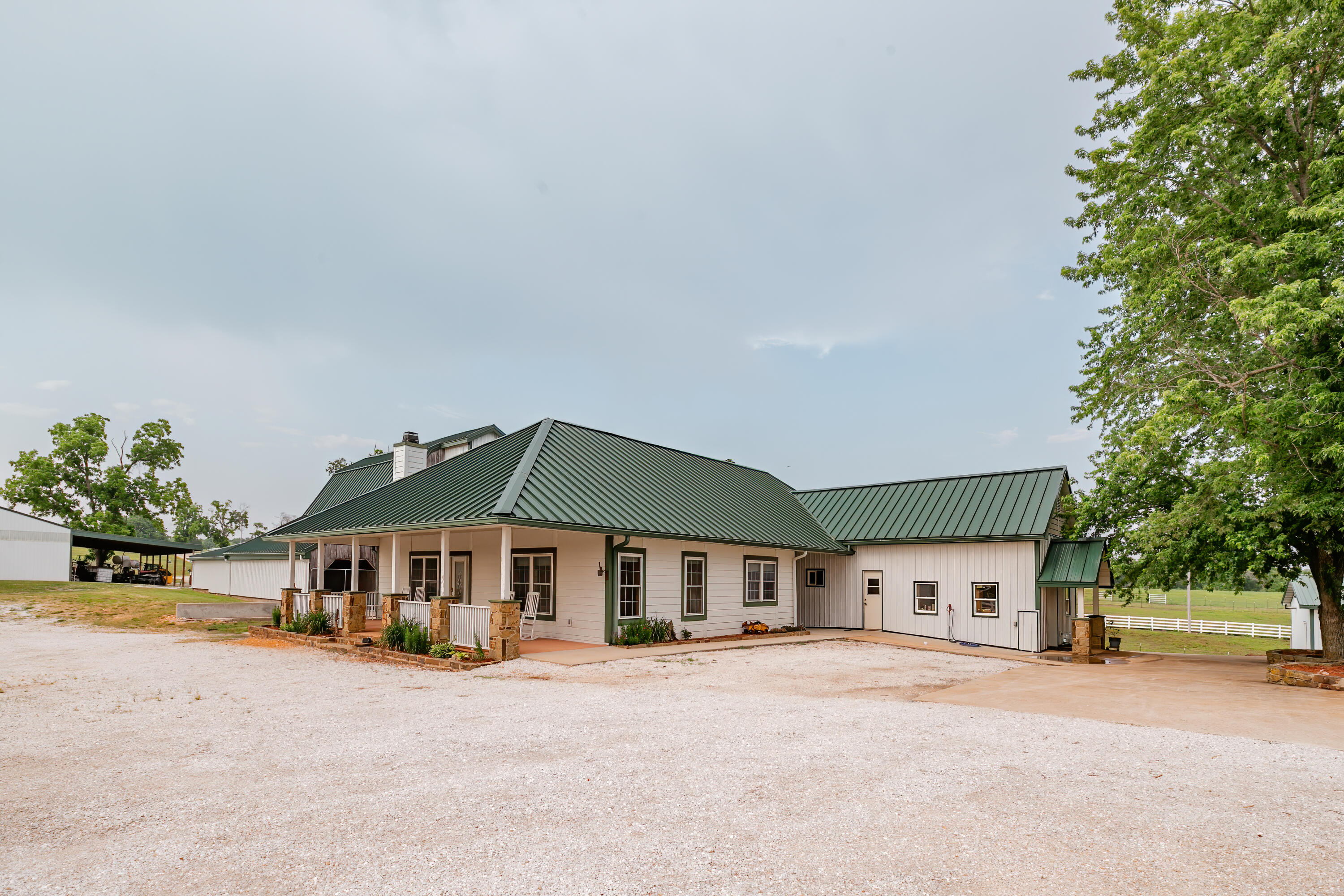 Photo 92 - Farm for sale – 352  State Highway 245   Dadeville, MO