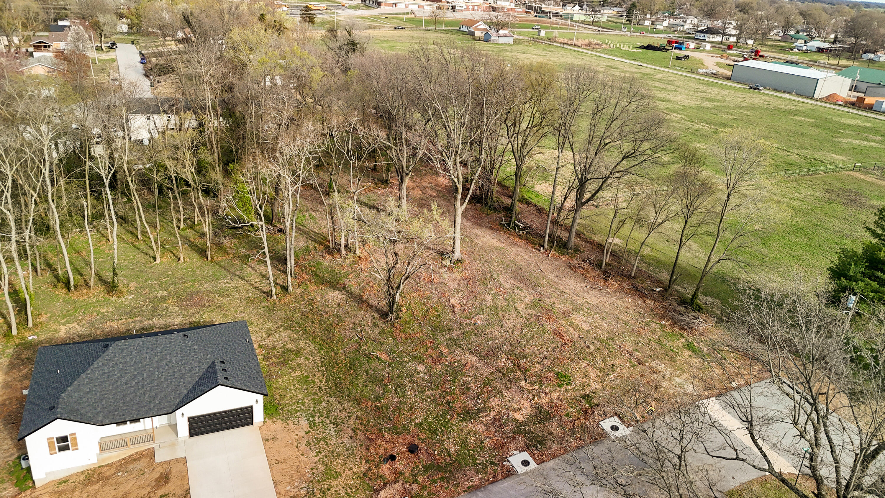 Photo 5 - Land for sale – Lot 4  Jeanne   Mt Vernon, MO