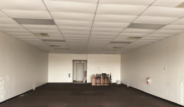 Photo 6 - Commercial Lease for sale – 165  Southtowne Boulevard  Hollister, MO