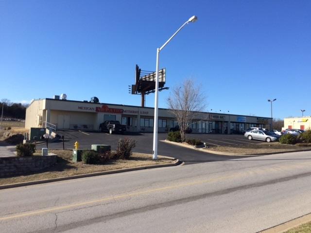 Photo 3 - Commercial Lease for sale – 165  Southtowne Boulevard  Hollister, MO