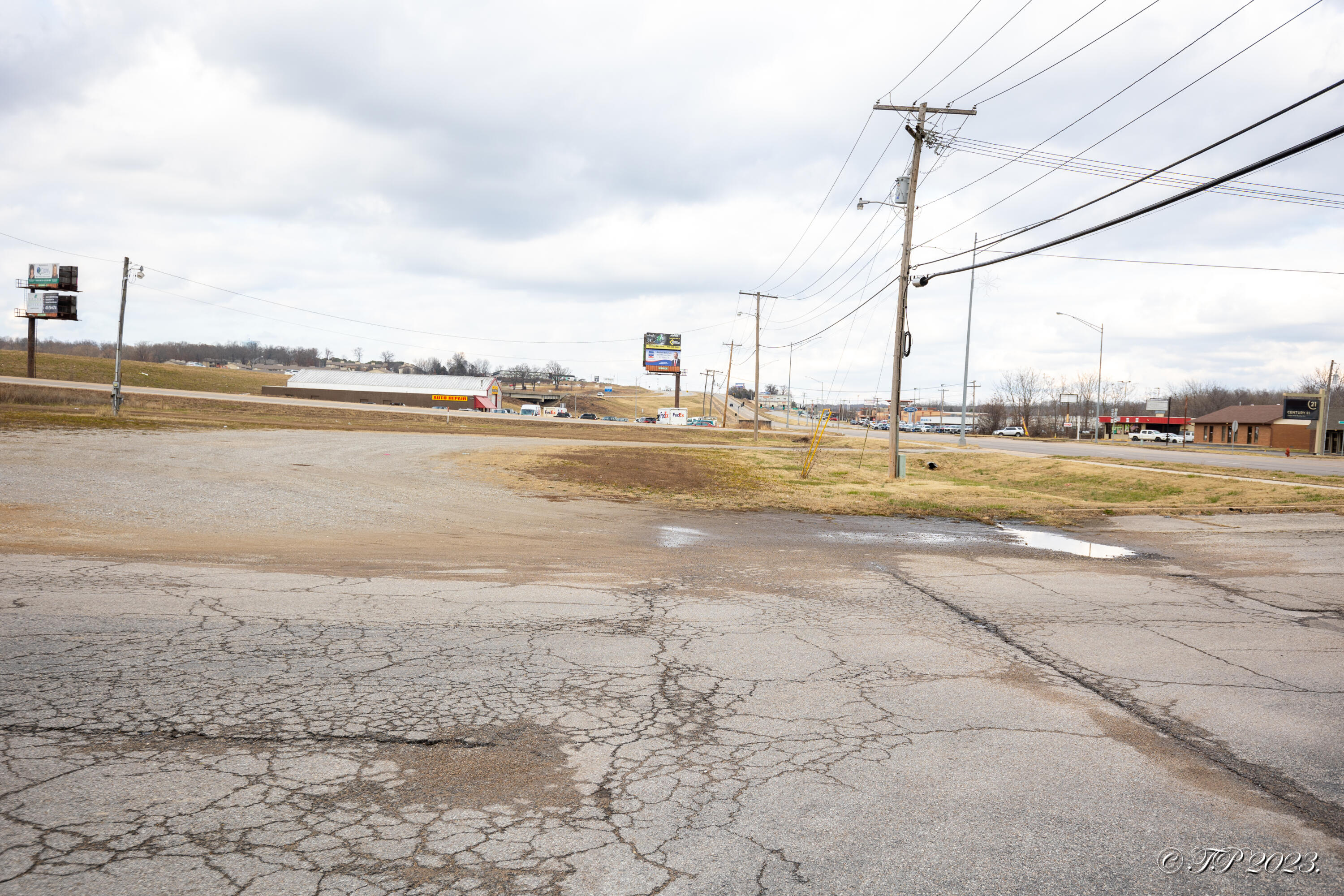 Photo 6 - Land for sale – 000  Porter Wagoner Blvd   West Plains, MO