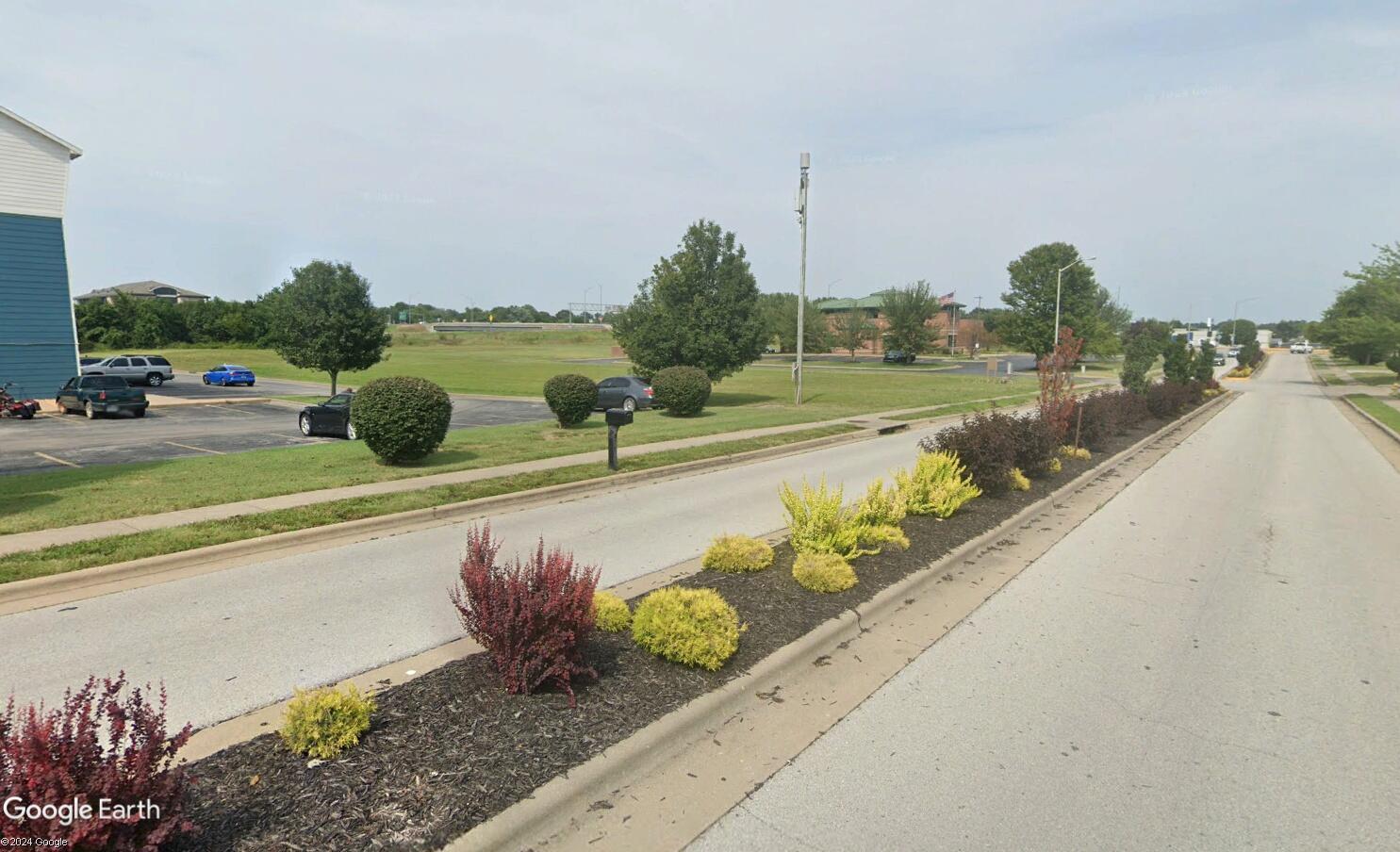 Photo 3 - Land for sale – 2009 W Kingsley Street  Springfield, MO