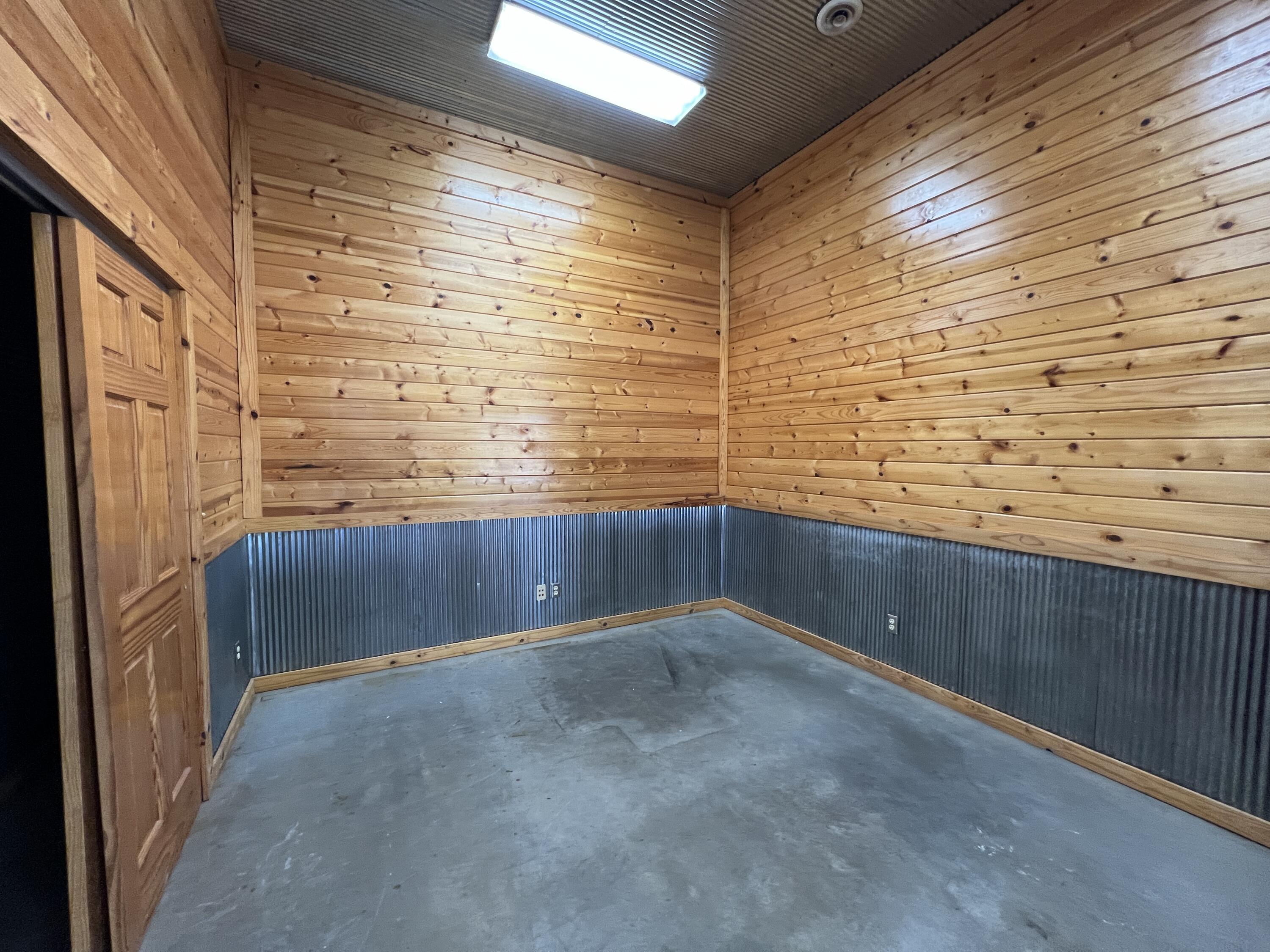 Photo 16 - Commercial Sale for sale – 80  County Road 842   Henderson, AR