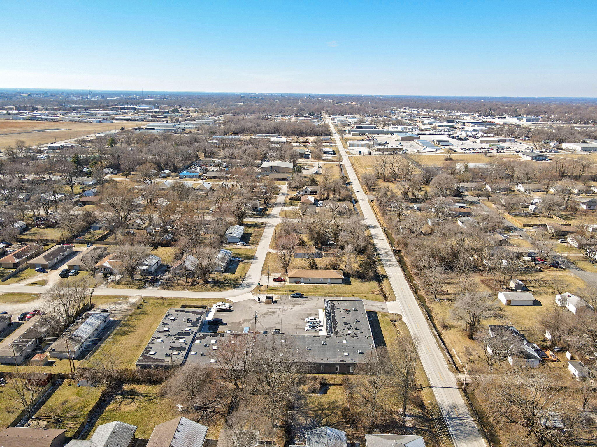 Photo 4 - Commercial Sale for sale – 2420 E Blaine   Springfield, MO