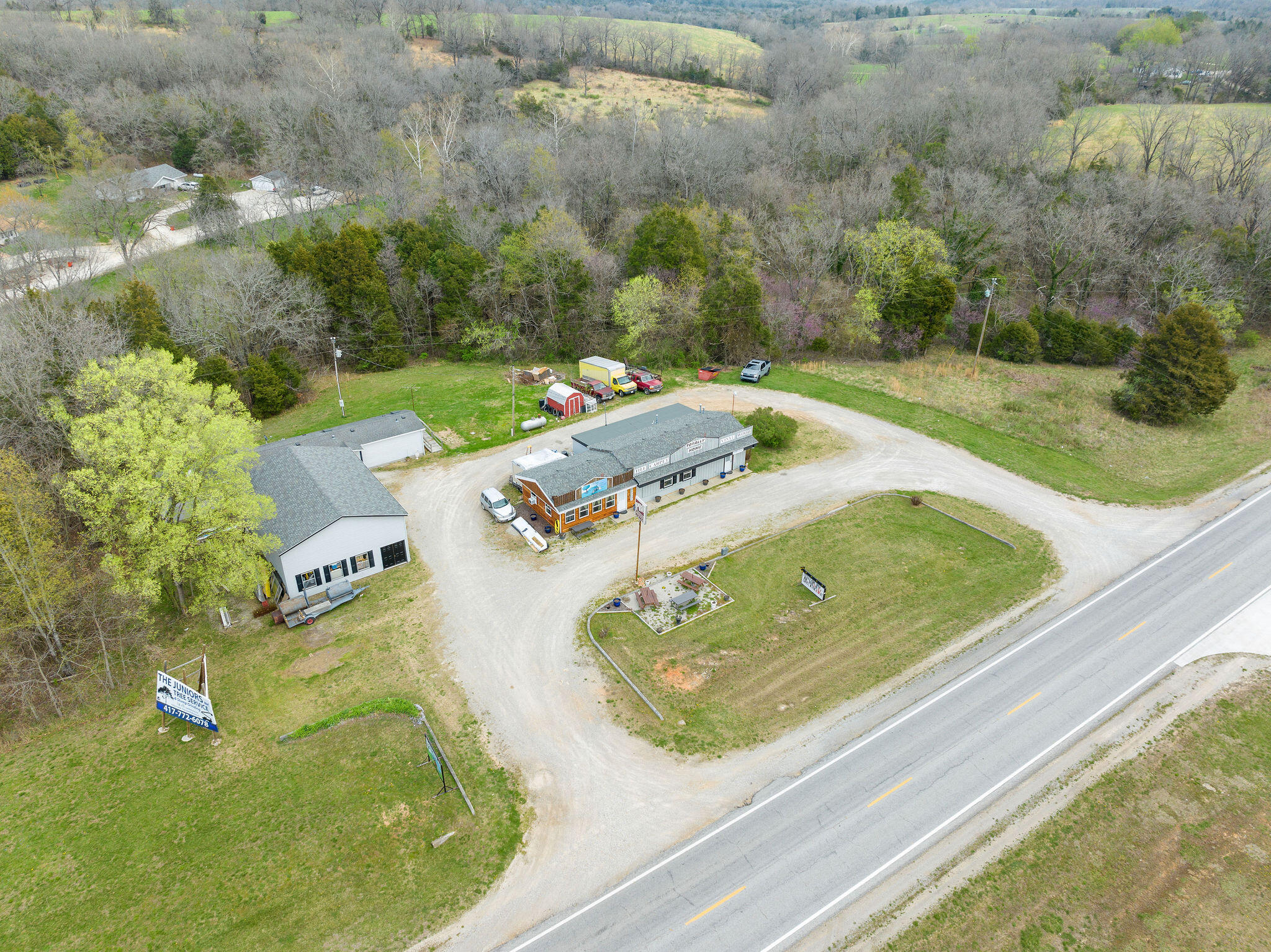 Photo 7 - Residential for sale – 23590  State Hwy 39   Shell Knob, MO