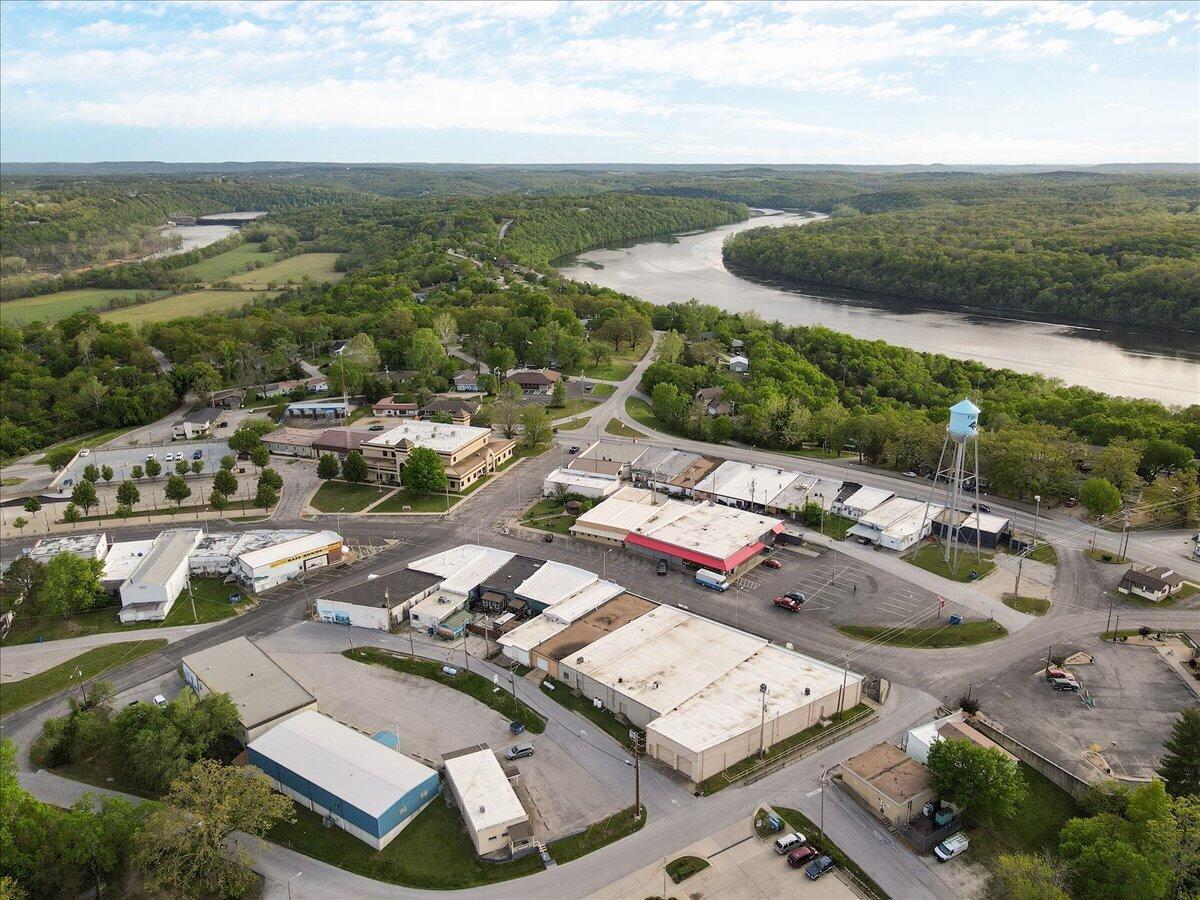 Photo 33 - Commercial Sale for sale – 127  Main Street  Forsyth, MO