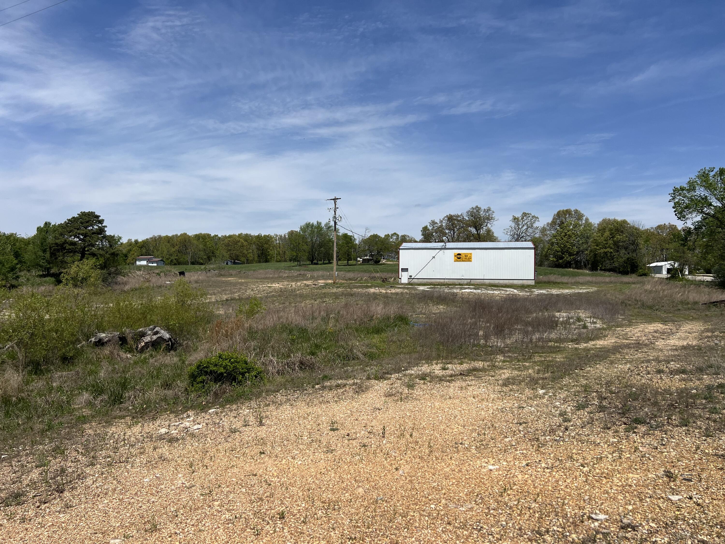 Photo 2 - Commercial Sale for sale – 15839 E State Highway 76   Ava, MO