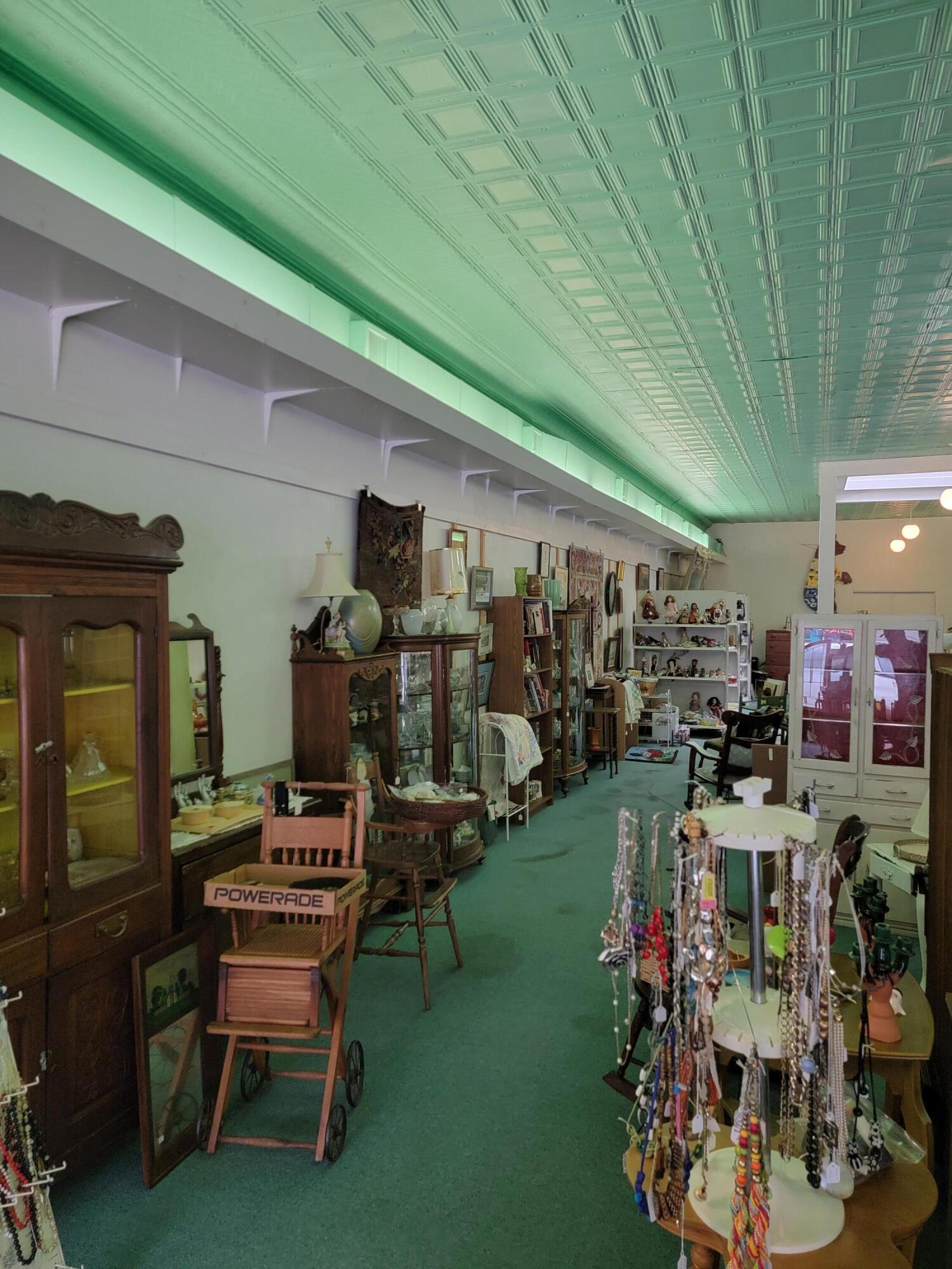 Photo 4 - Commercial Sale for sale – 115  East Main Street   Willow Springs, MO
