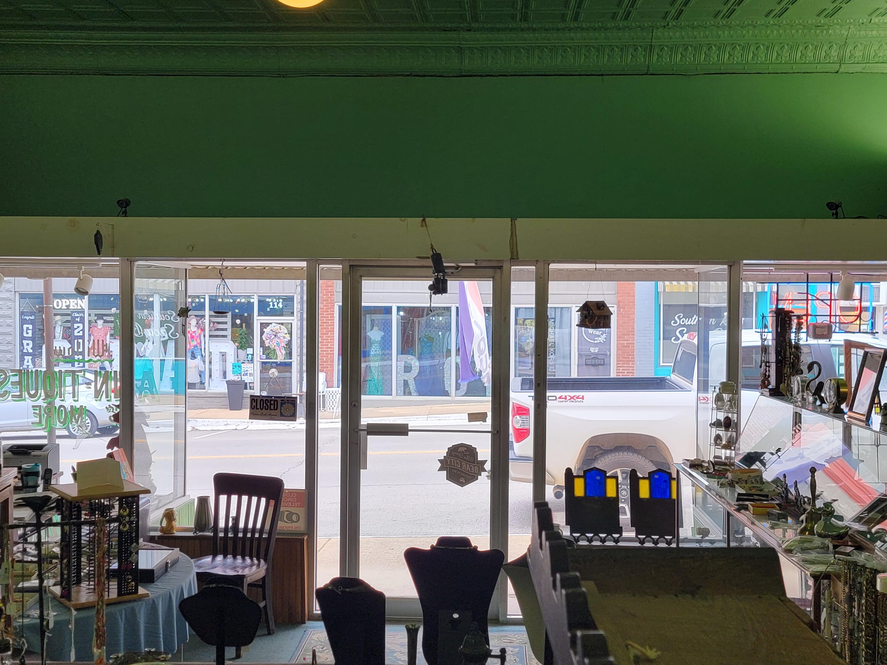 Photo 6 - Commercial Sale for sale – 115  East Main Street   Willow Springs, MO