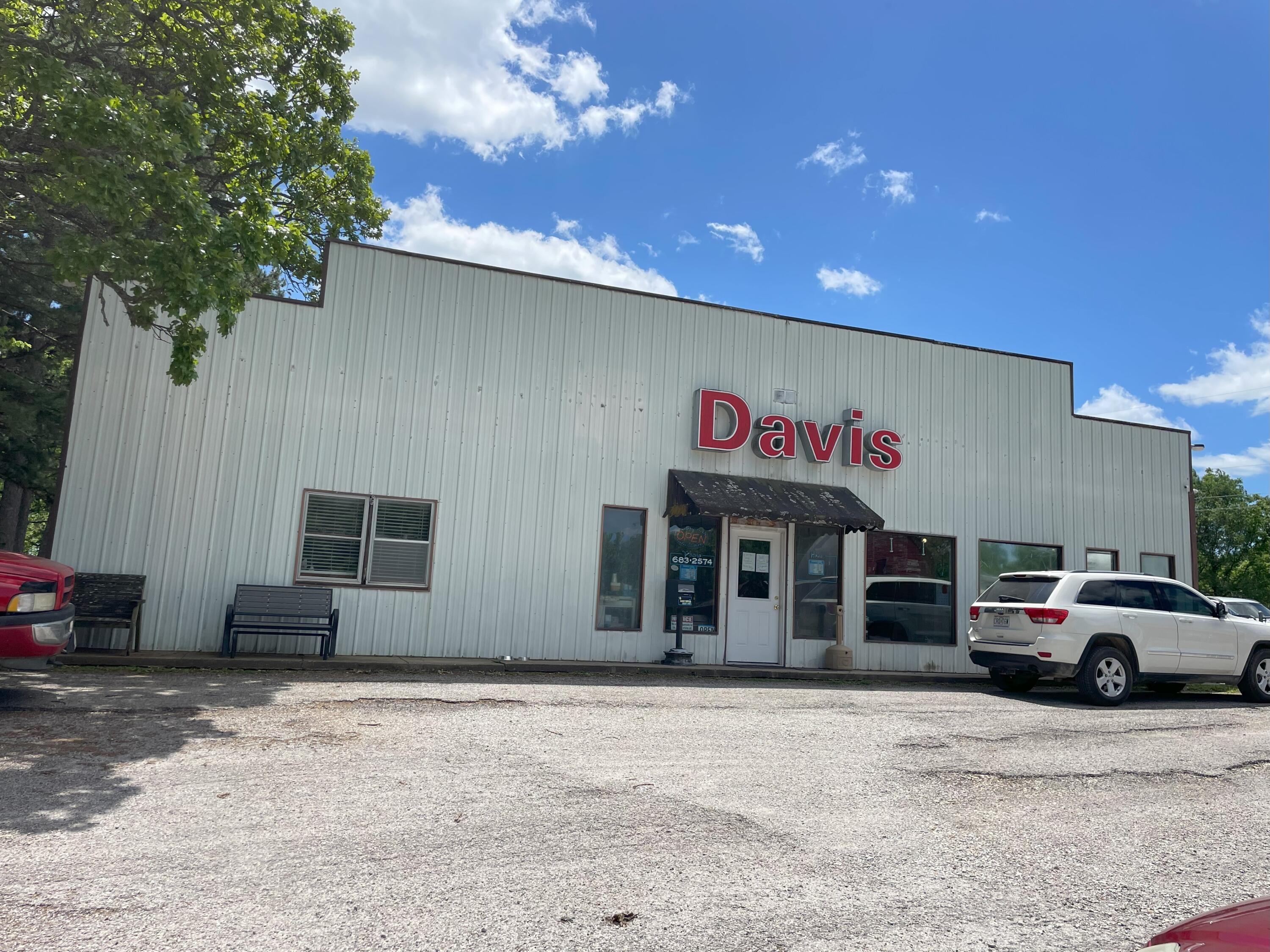 Photo 7 - Commercial Sale for sale – W-16-401  8637 Co Rd W 76-401   Ava, MO