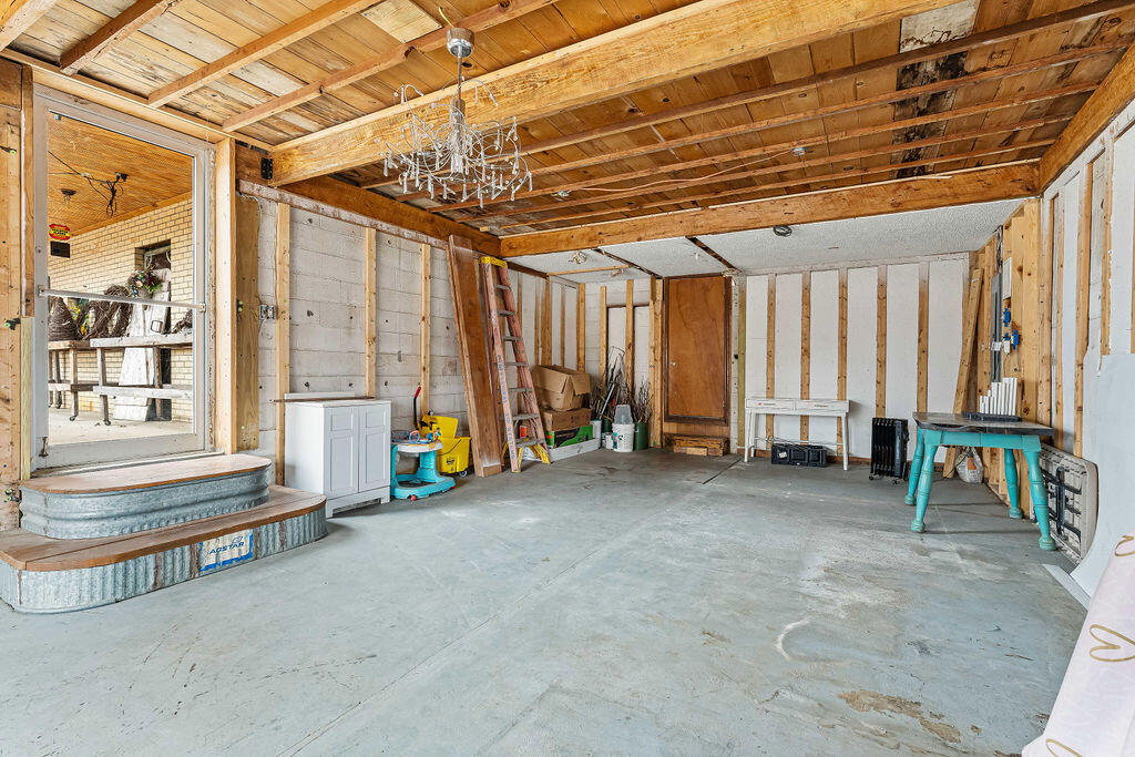 Photo 31 - Commercial Sale for sale – 102 N Walnut Street   Anderson, MO
