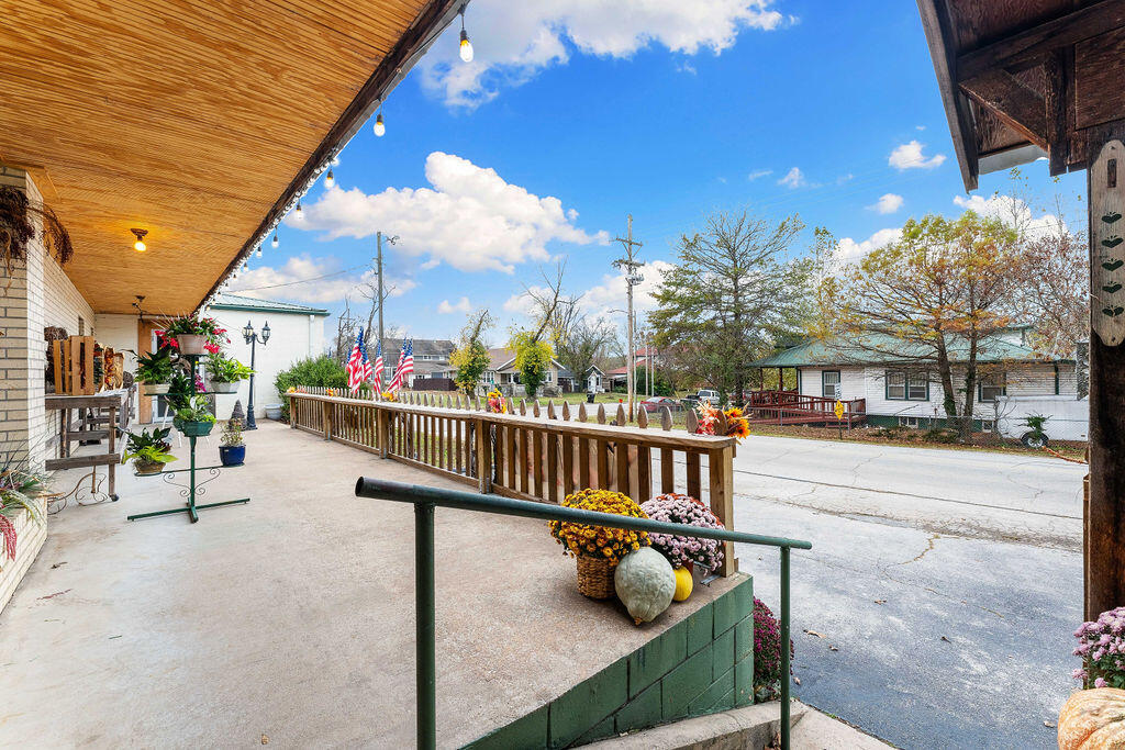 Photo 15 - Commercial Sale for sale – 102 N Walnut Street   Anderson, MO