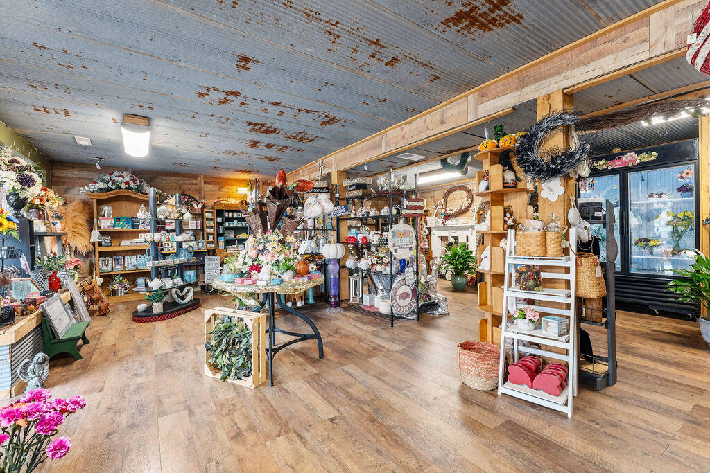 Photo 17 - Commercial Sale for sale – 102 N Walnut Street   Anderson, MO