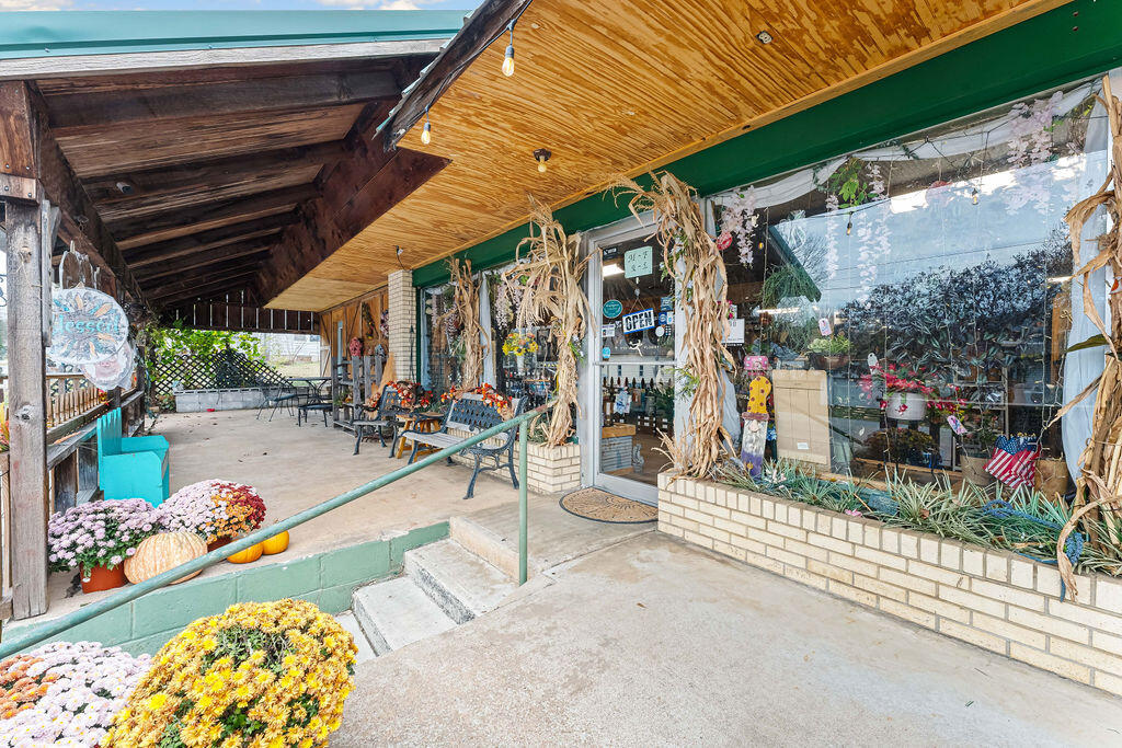 Photo 14 - Commercial Sale for sale – 102 N Walnut Street   Anderson, MO