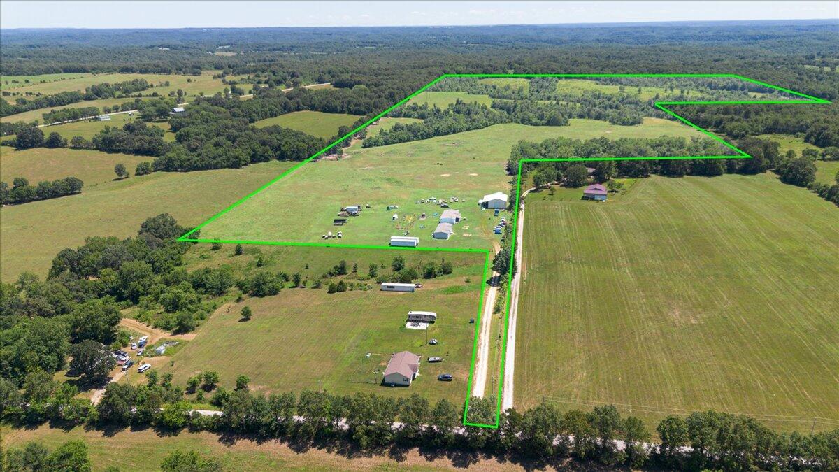 Residential for sale – 110 & 128  Mackenzie   Stella, MO