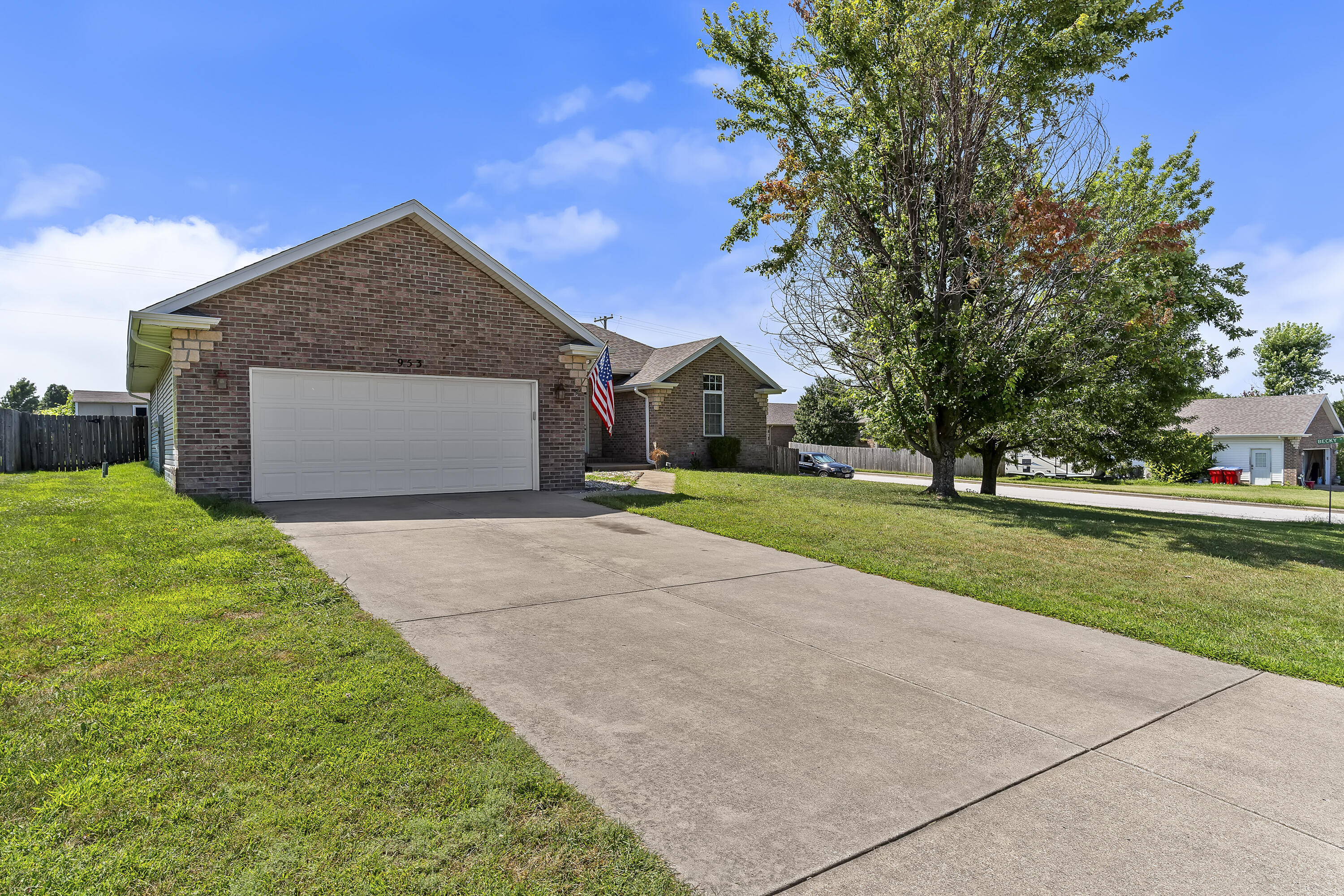 Photo 3 - Residential for sale – 953  Megan Lane  Willard, MO