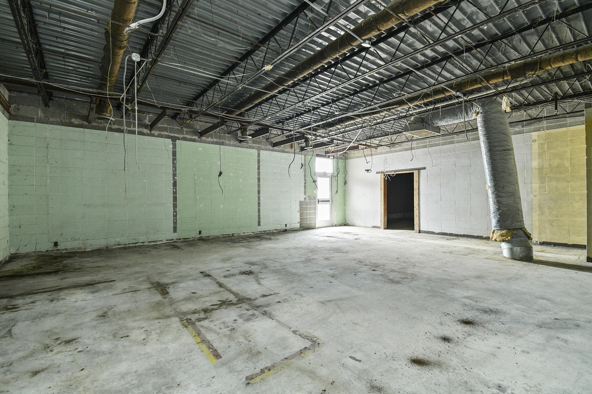 Photo 32 - Commercial Sale for sale – 1075-1137 E Commercial Street  Springfield, MO