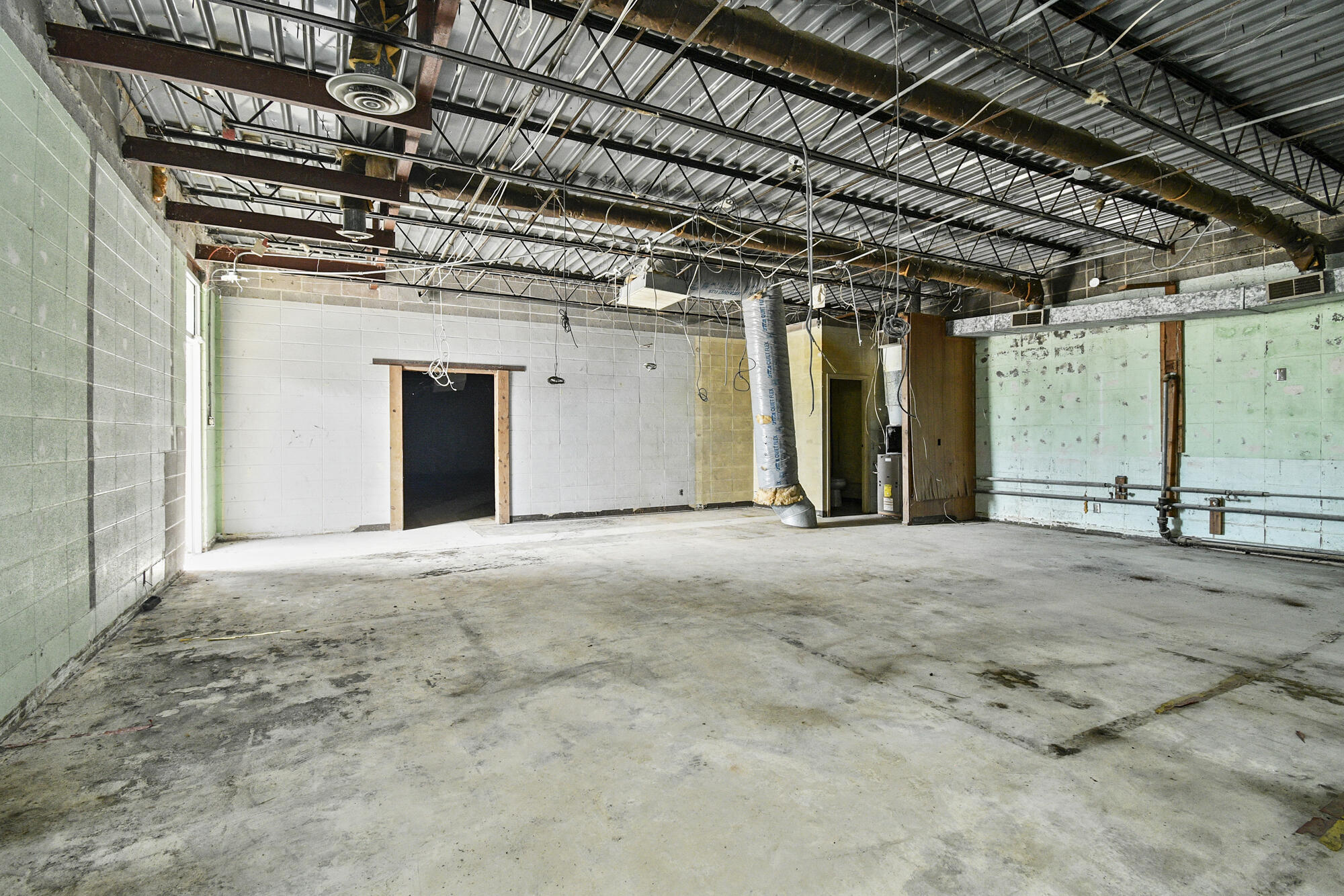Photo 42 - Commercial Sale for sale – 1075-1137 E Commercial Street  Springfield, MO