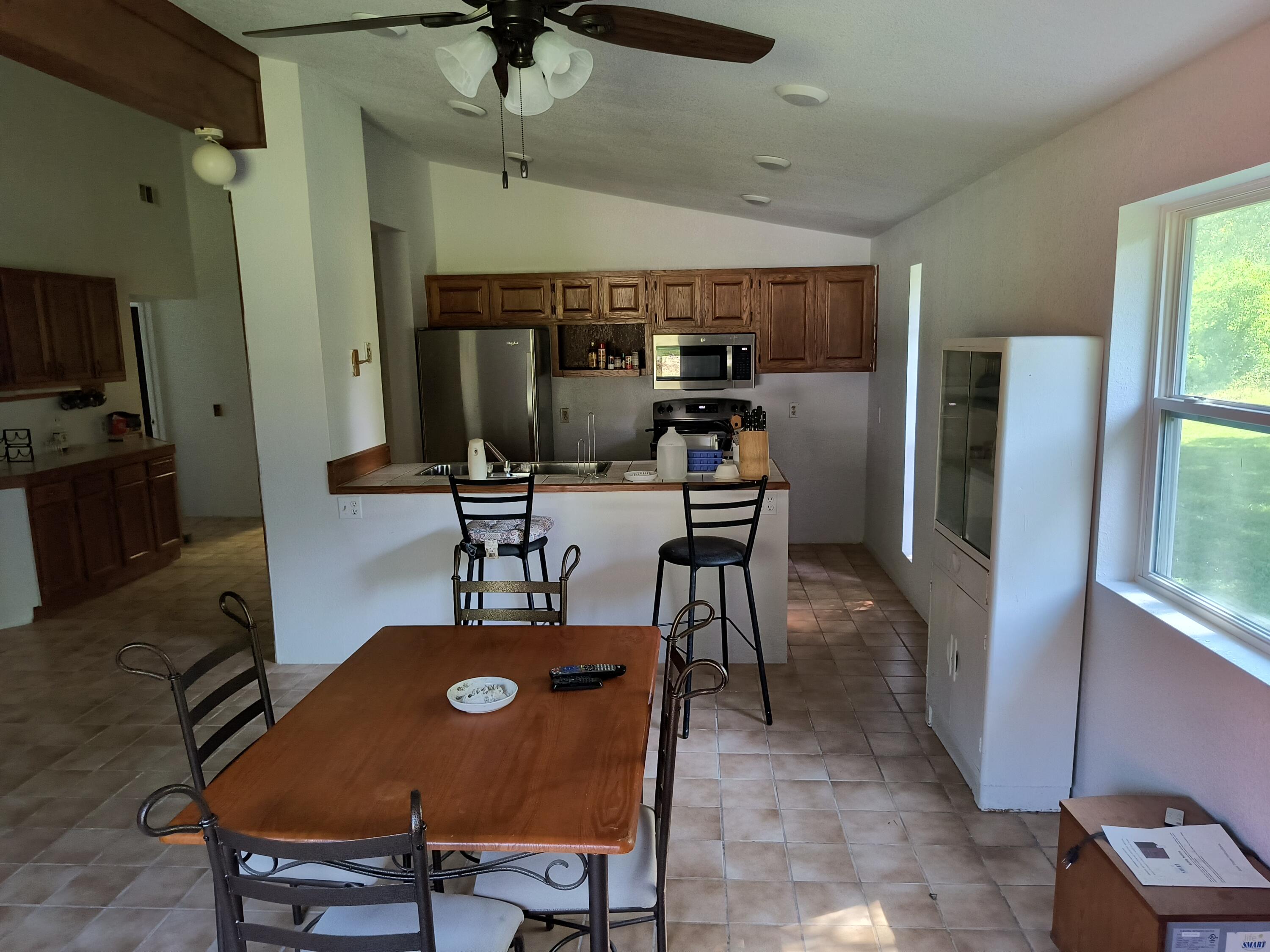 Photo 8 - Residential for sale – 201  Barrett Hollow Lane   Gainesville, MO