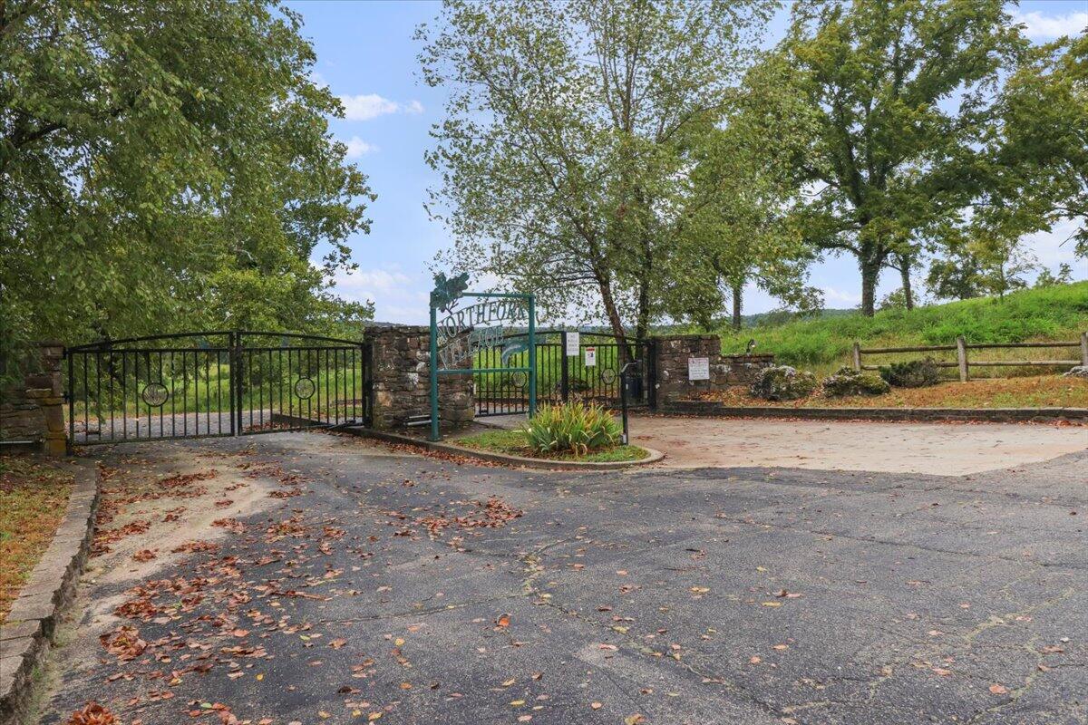 Photo 2 - Land for sale – 000  Northfork Village Road   Tecumseh, MO