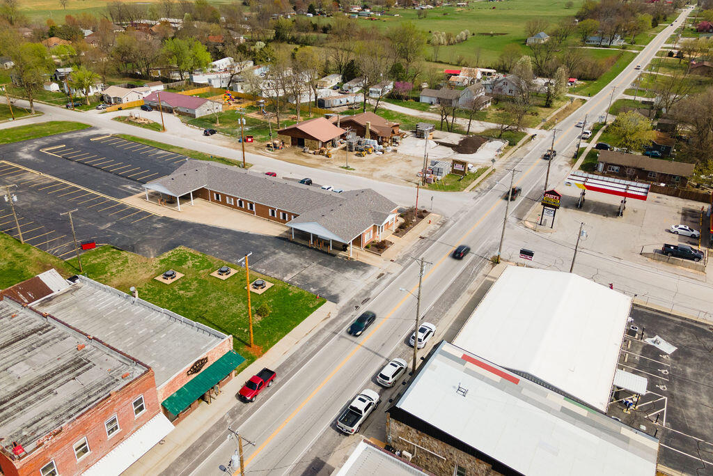 Photo 56 - Commercial Sale for sale – 7509  State Highway 14   Sparta, MO