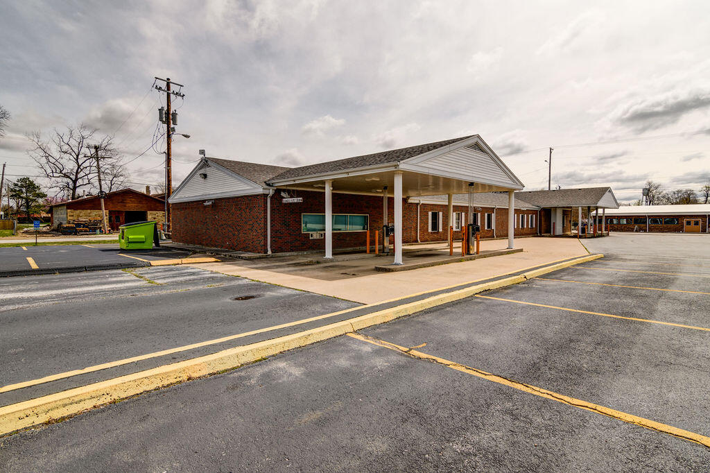 Photo 47 - Commercial Sale for sale – 7509  State Highway 14   Sparta, MO