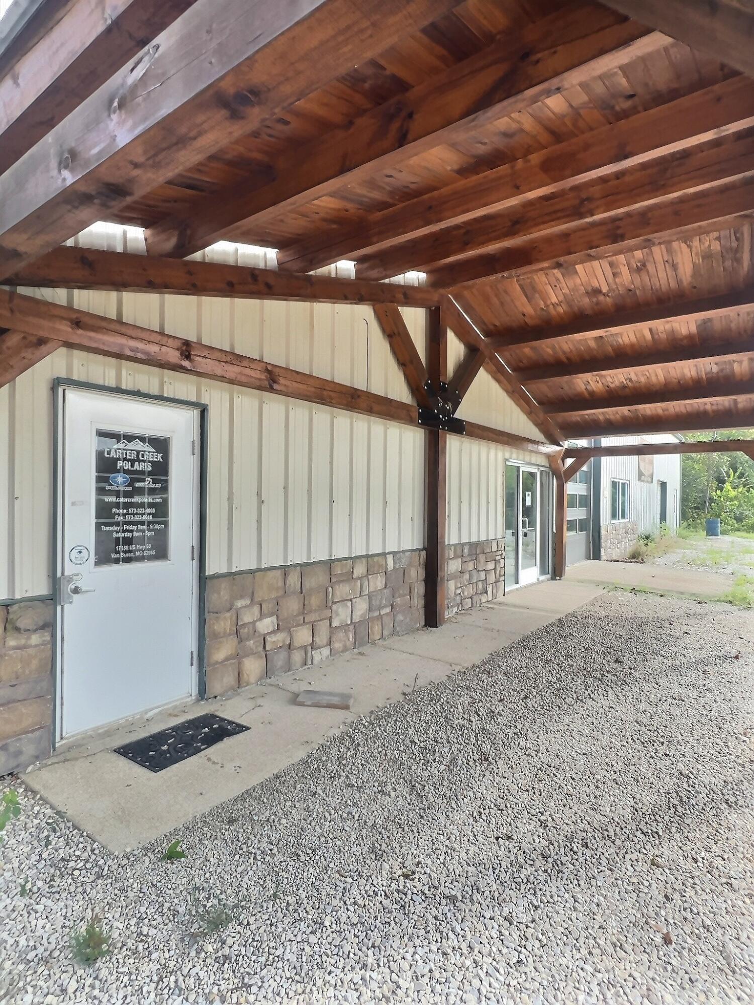 Photo 6 - Commercial Sale for sale – 17188  Us Highway 60   Van Buren, MO