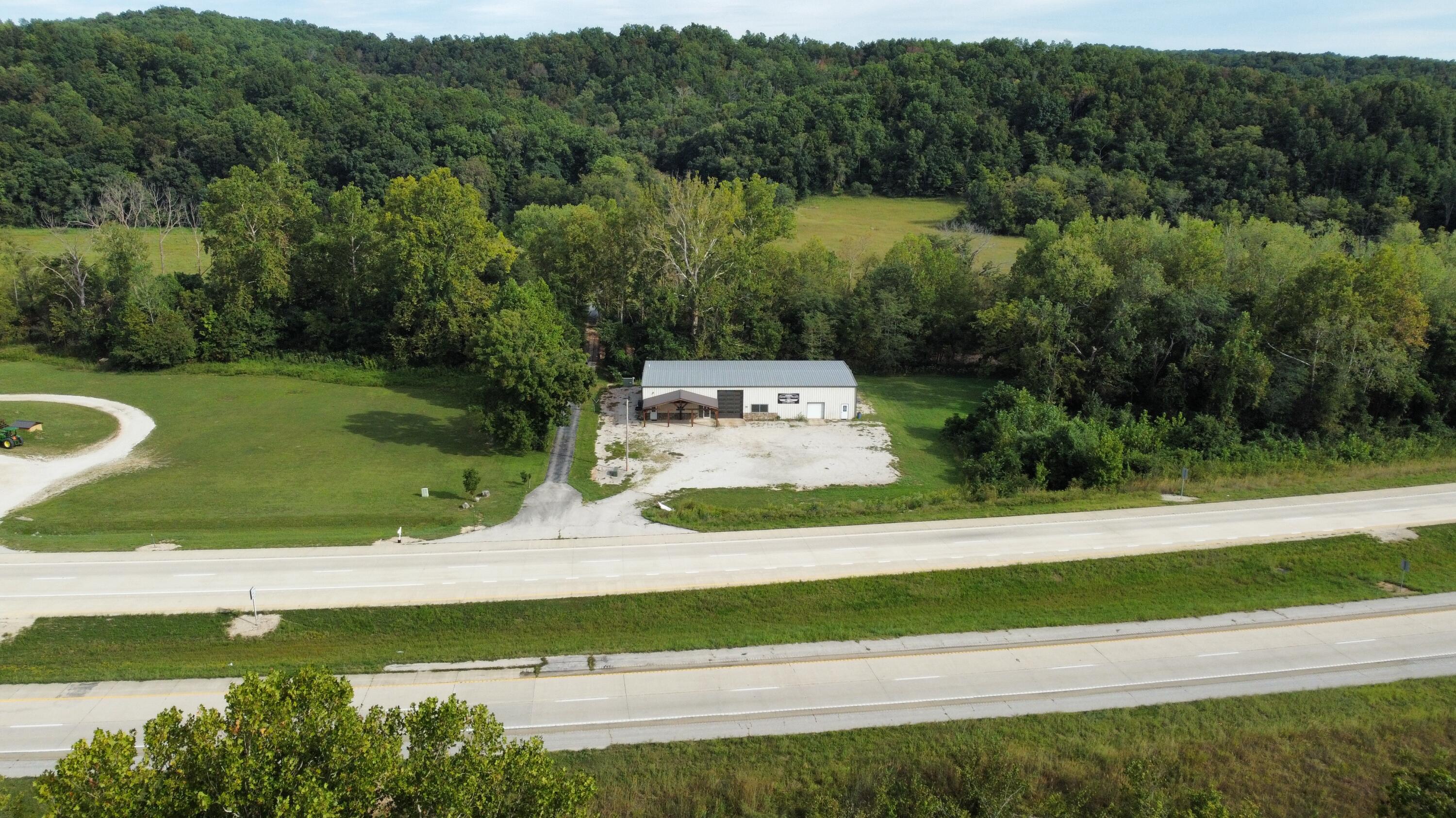 Photo 18 - Commercial Sale for sale – 17188  Us Highway 60   Van Buren, MO